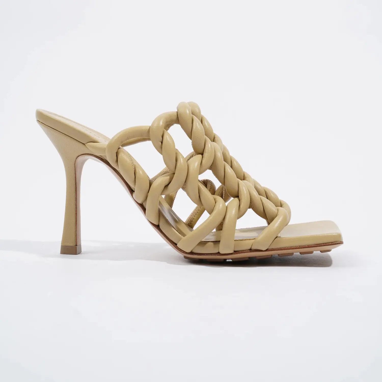 Bottega Veneta o1bcso1str0924 Stretch Twist Mules in Beige Size US 10.5 / IT 40.5 - 1 Thumbnail