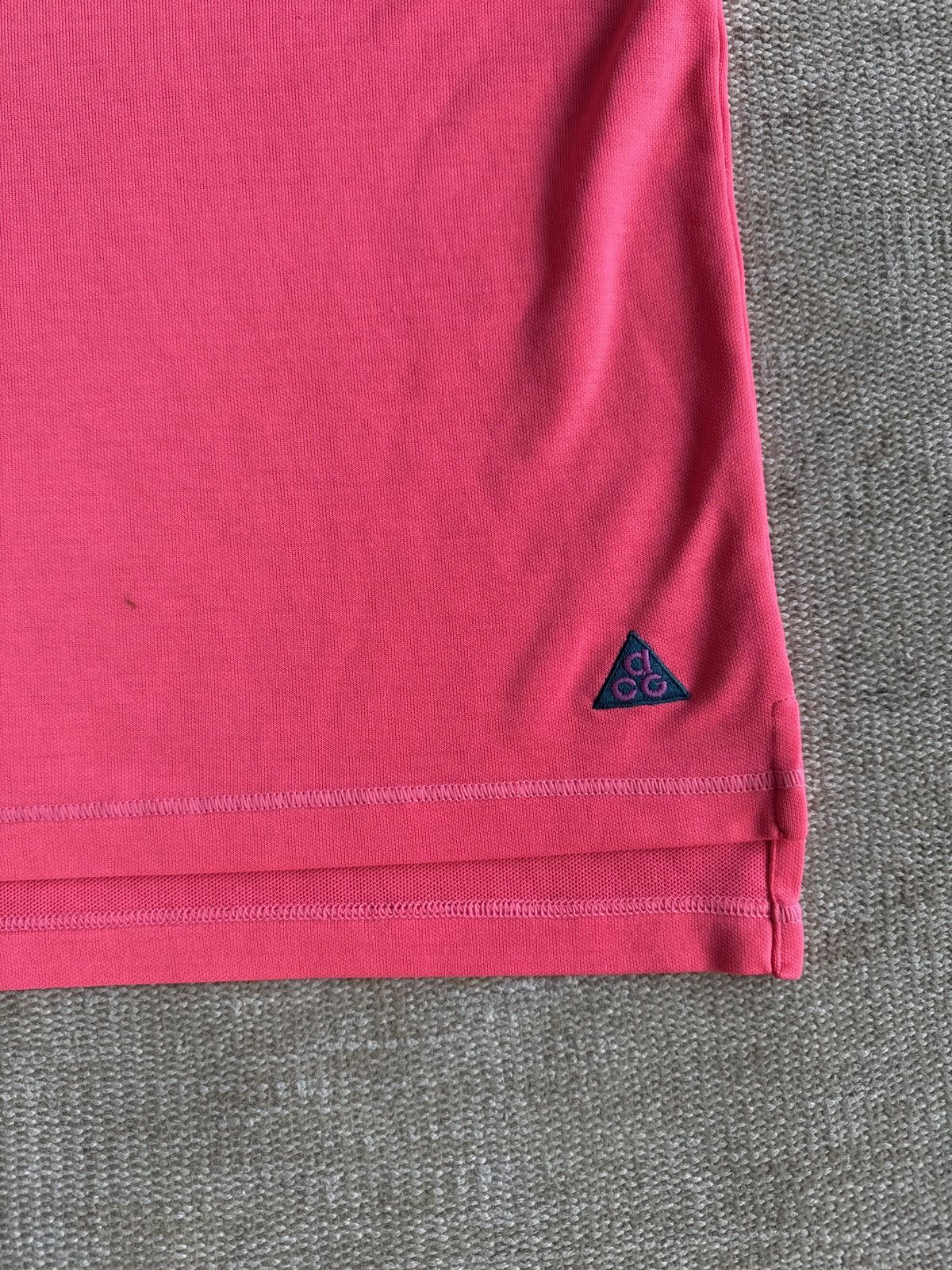 Nike × Nike ACG × Vintage Vintage Nike ACG neon pink purple trim t shirt sz m Size US M / EU 48-50 / 2 - 9 Thumbnail