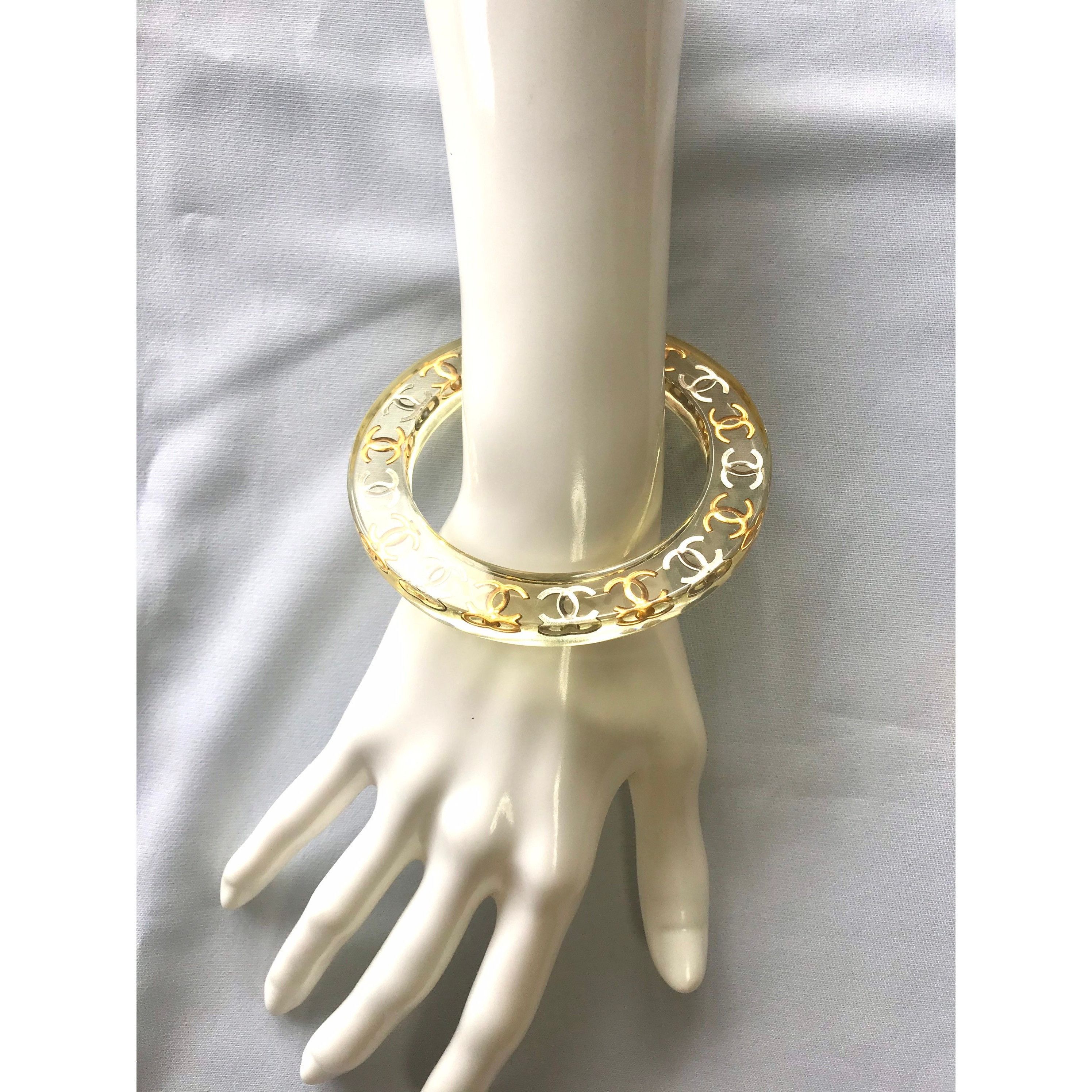 Chanel Vintage CHANEL resin bangle with gold and silver CC Size ONE SIZE - 2 Thumbnail