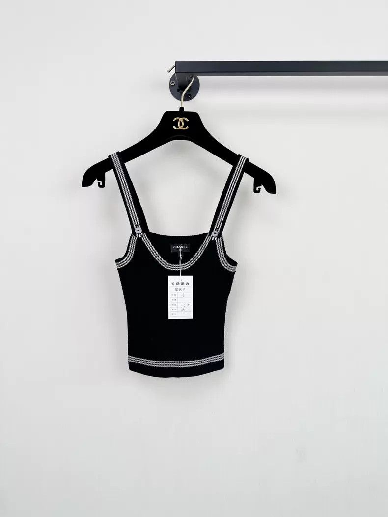 Chanel Chanel Black suspender vest Size XS / US 0-2 / IT 36-38 - 1 Thumbnail
