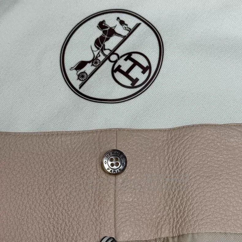 Hermes Hermes Beige Deer Skin Buckle Skirt Size 42" / US 20 - 6 Thumbnail