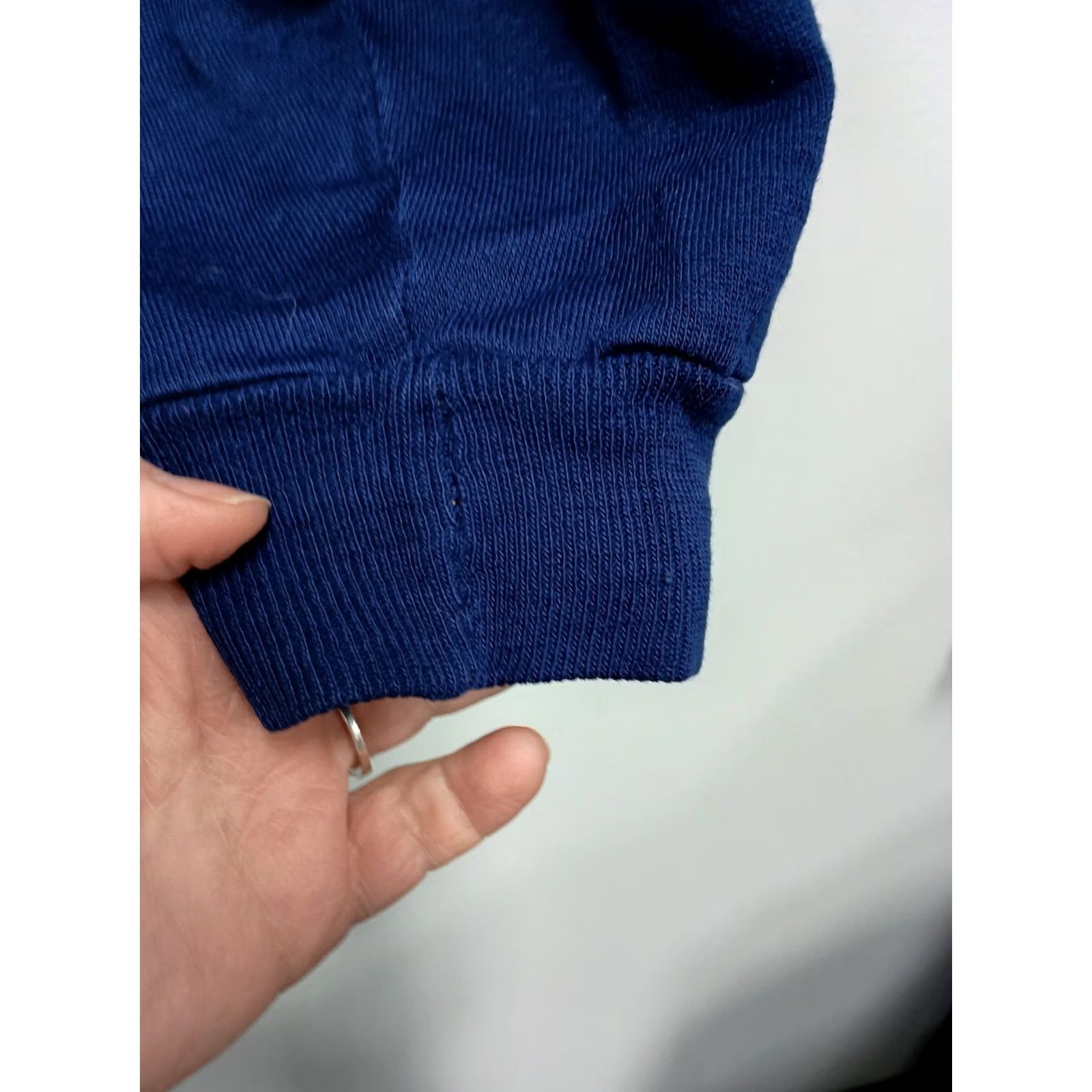 Vintage VINTAGE Grandmacore Sweater Blue Strawberry Embroidered Pullover L Women Size L / US 10 / IT 46 - 6 Thumbnail