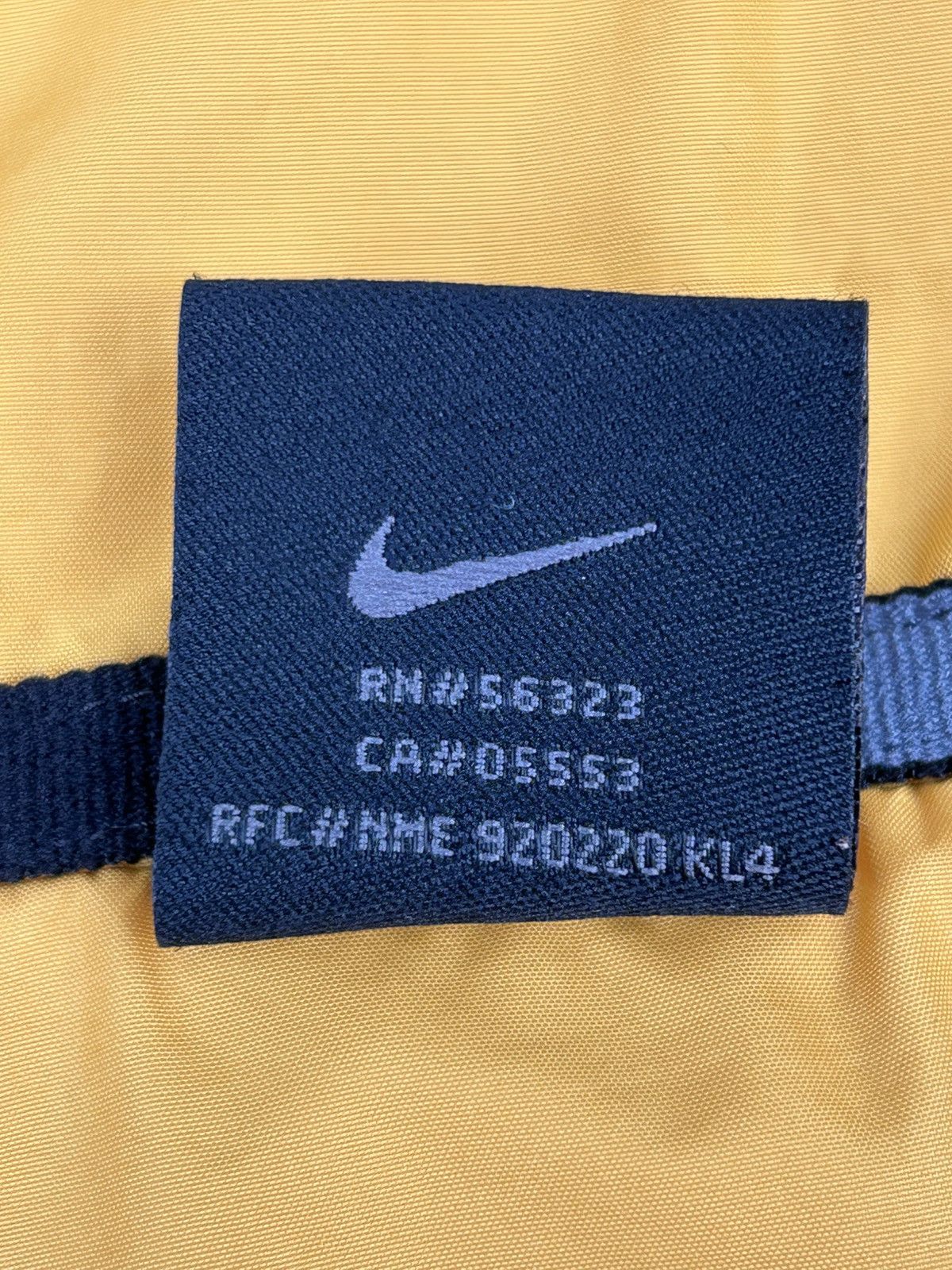 Nike Nike 00s silver tag Clima-fit yellow jacket Size US M / EU 48-50 / 2 - 13 Thumbnail