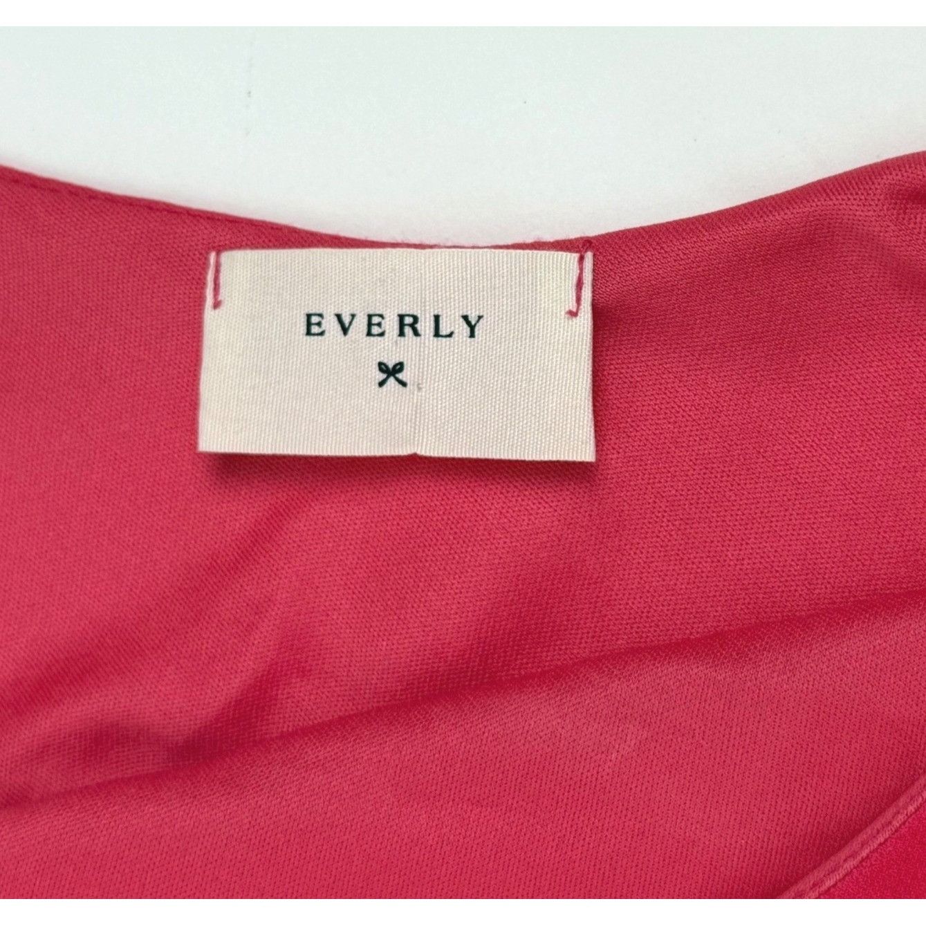 Other Everly Hot Pink Halter Swing Dress Scalloped Hem Keyhole Bac Size M / US 6-8 / IT 42-44 - 2 Thumbnail