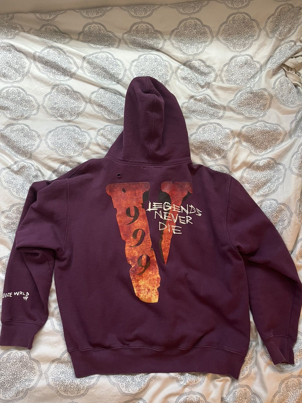 Vlone Vlone Juice Wrld Purple Hoodie Size US XL / EU 56 / 4 - 2 Thumbnail
