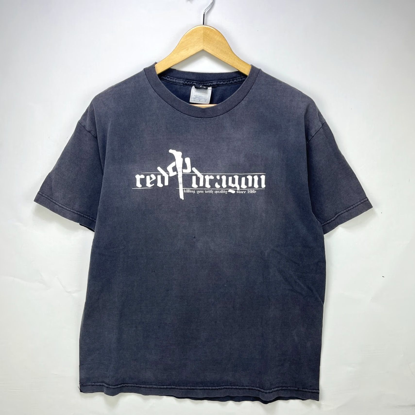 Vintage VINTAGE Red Dragon Skateboard Sun Faded T Shirt Large RDS Size US L / EU 52-54 / 3 - 2 Thumbnail