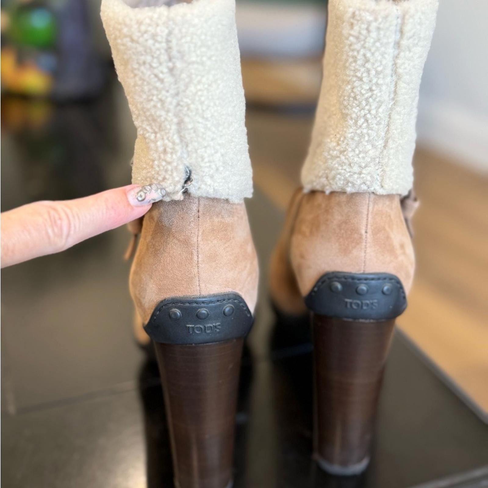 Tod's Tod's Tan and Cream Heeled Boots Size US 8.5 / IT 38.5 - 3 Thumbnail