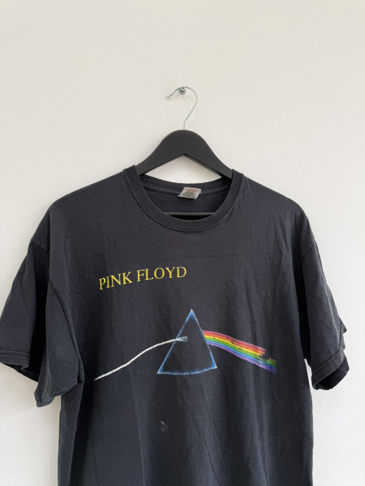 Band Tees Vintage 2000s Pink Floyd Band Tees T-Shirt Logo Y2K Size US M / EU 48-50 / 2 - 3 Thumbnail