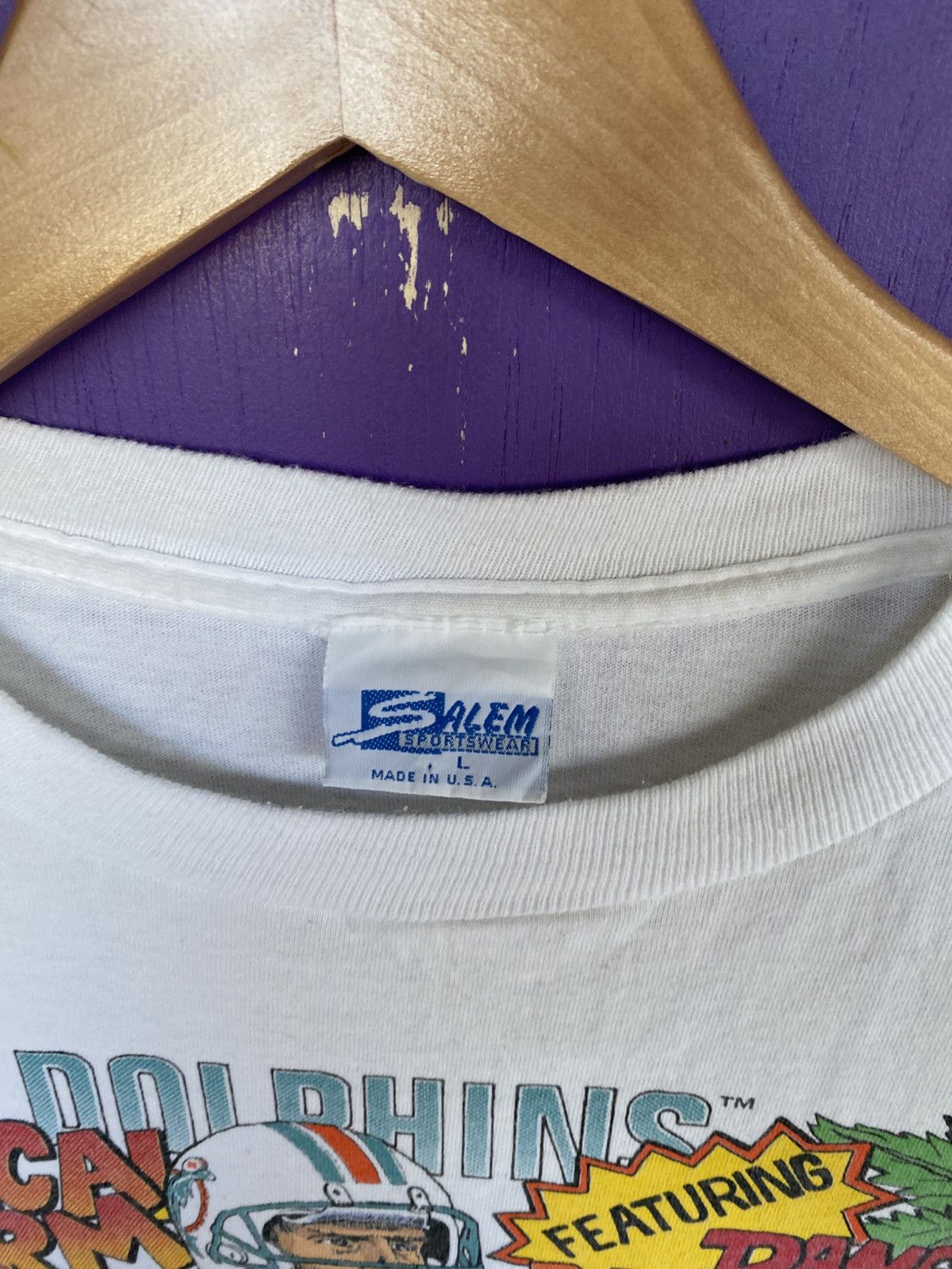 Salem Sportswear Vintage 1993 Salem Miami dolphins comic strip t-shirt Size US L / EU 52-54 / 3 - 4 Thumbnail