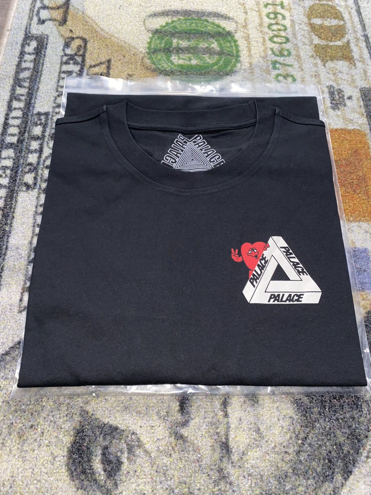 image of Palace Tri-Hearts T-Shirt in Black, Men's (Size 2XL)