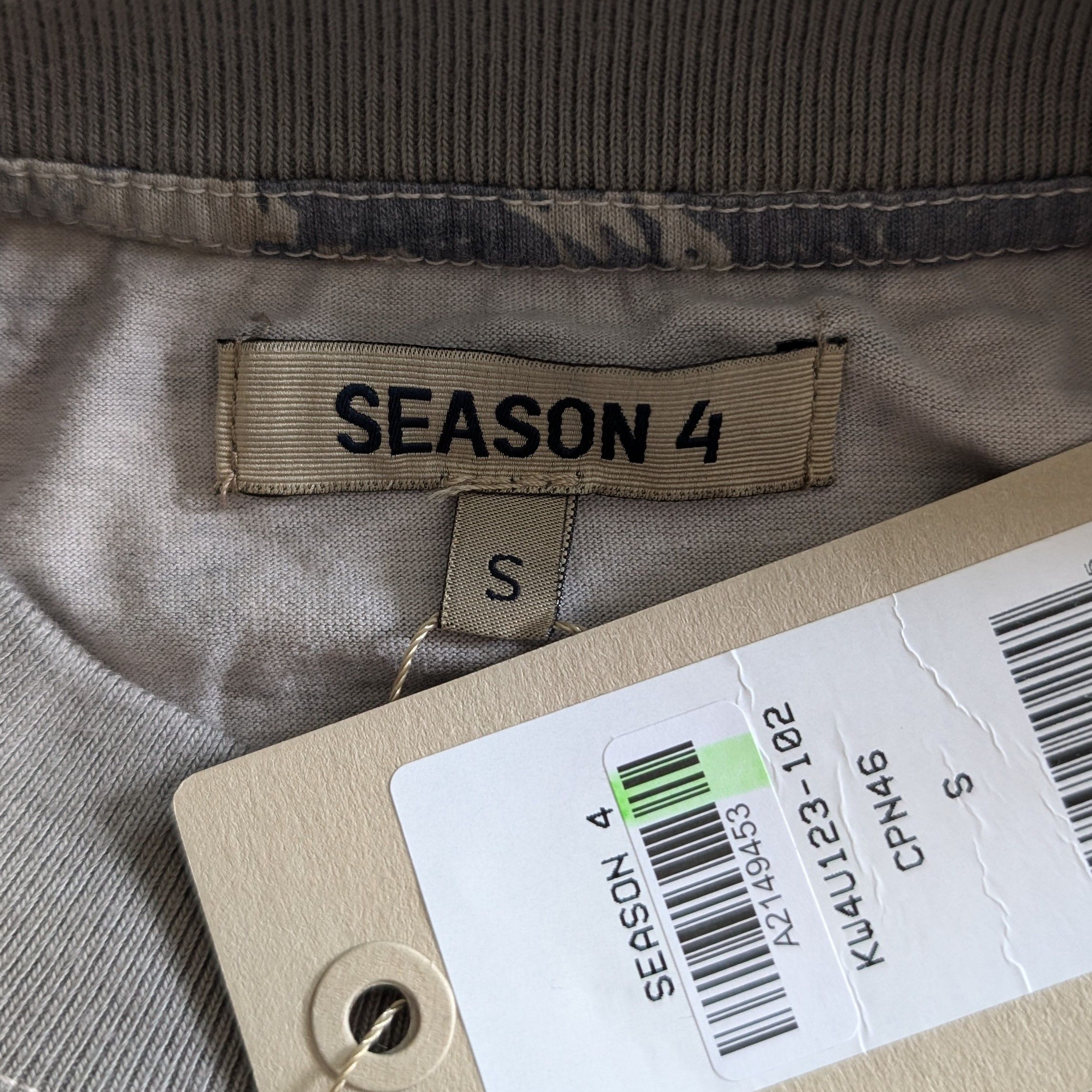 Yeezy Season 4 Oversized Camo Mockneck Longsleeve Size US S / EU 44-46 / 1 - 4 Thumbnail
