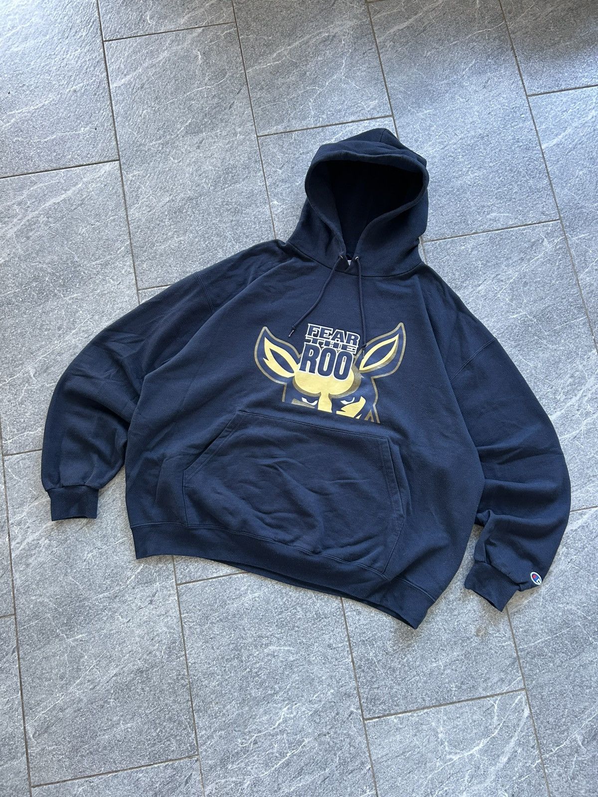 Champion Vintage hoodie champion fear the roo rare size XXL Size US XXL / EU 58 / 5 - 2 Thumbnail