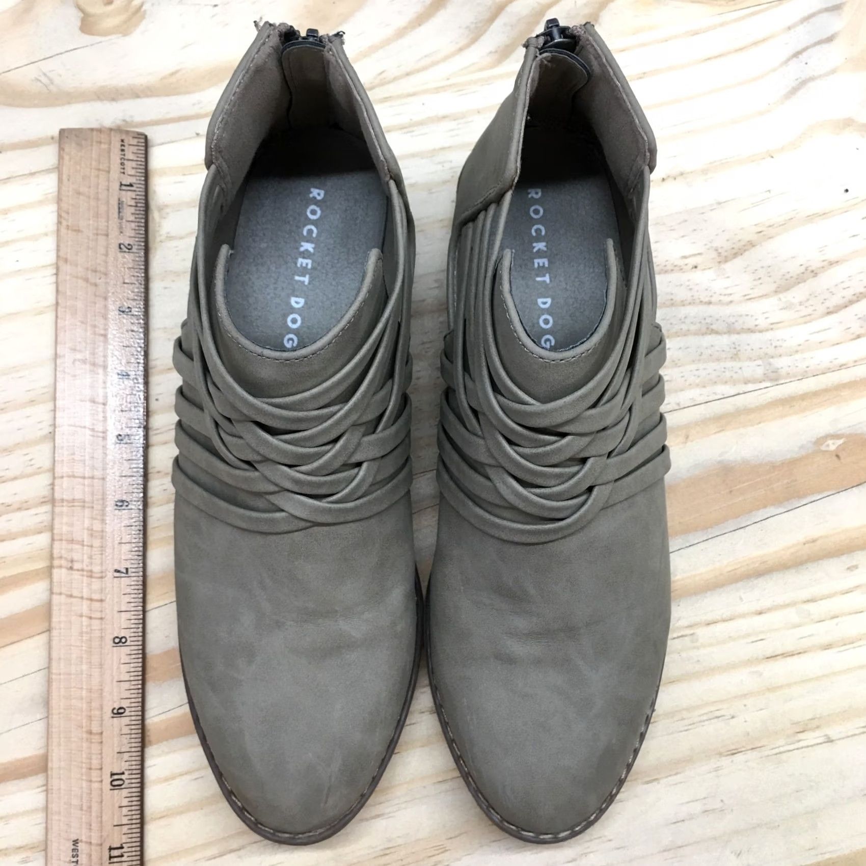 Vintage Rocket Dog Boots Womens 8 Casual Back Zip Ankle Bootie Gray Faux Leather Boots Size US 8 / IT 38 - 7 Thumbnail