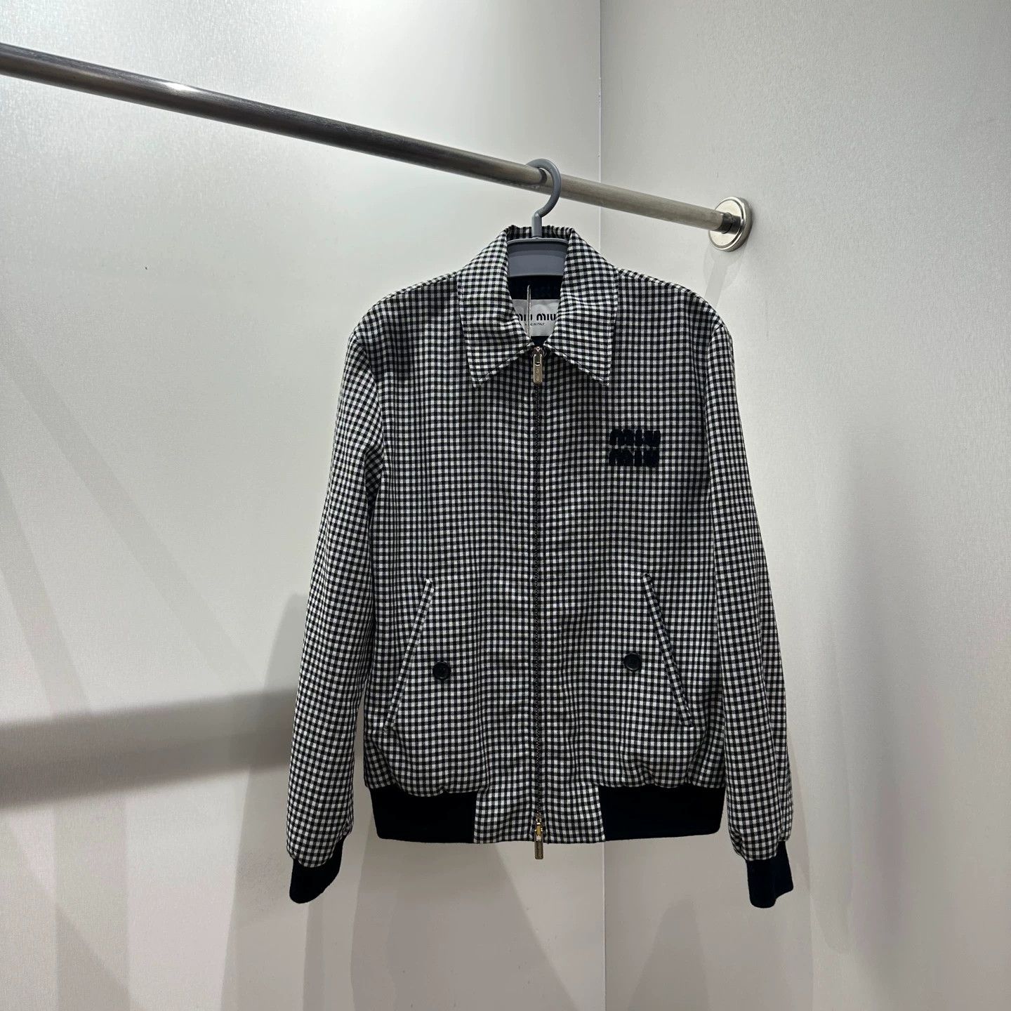 Miu Miu MIU MIU checked logo zip-up wool jacket 36 Size XS / US 0-2 / IT 36-38 - 1 Thumbnail