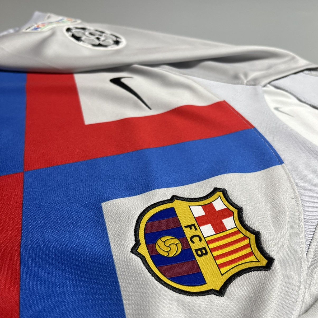 Nike × Vintage BARCELONA NIKE 2022/2023 SOCCER THIRD JERSEY #9 LEWANDOWSKI Size US M / EU 48-50 / 2 - 5 Thumbnail