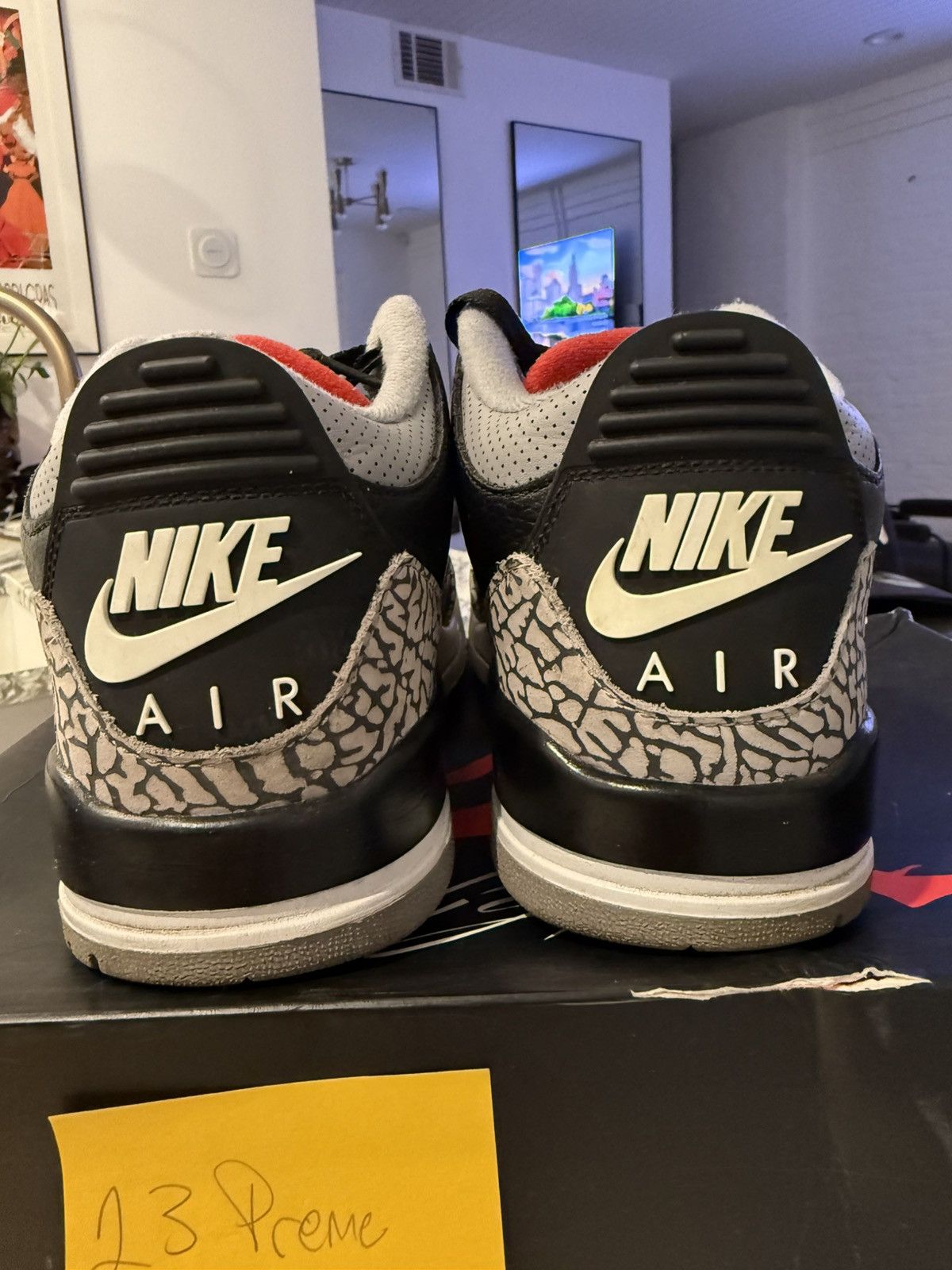 Jordan Brand Air Jordan Retro 3 Black Cement 2018 Size US 8 / EU 41 - 7 Thumbnail