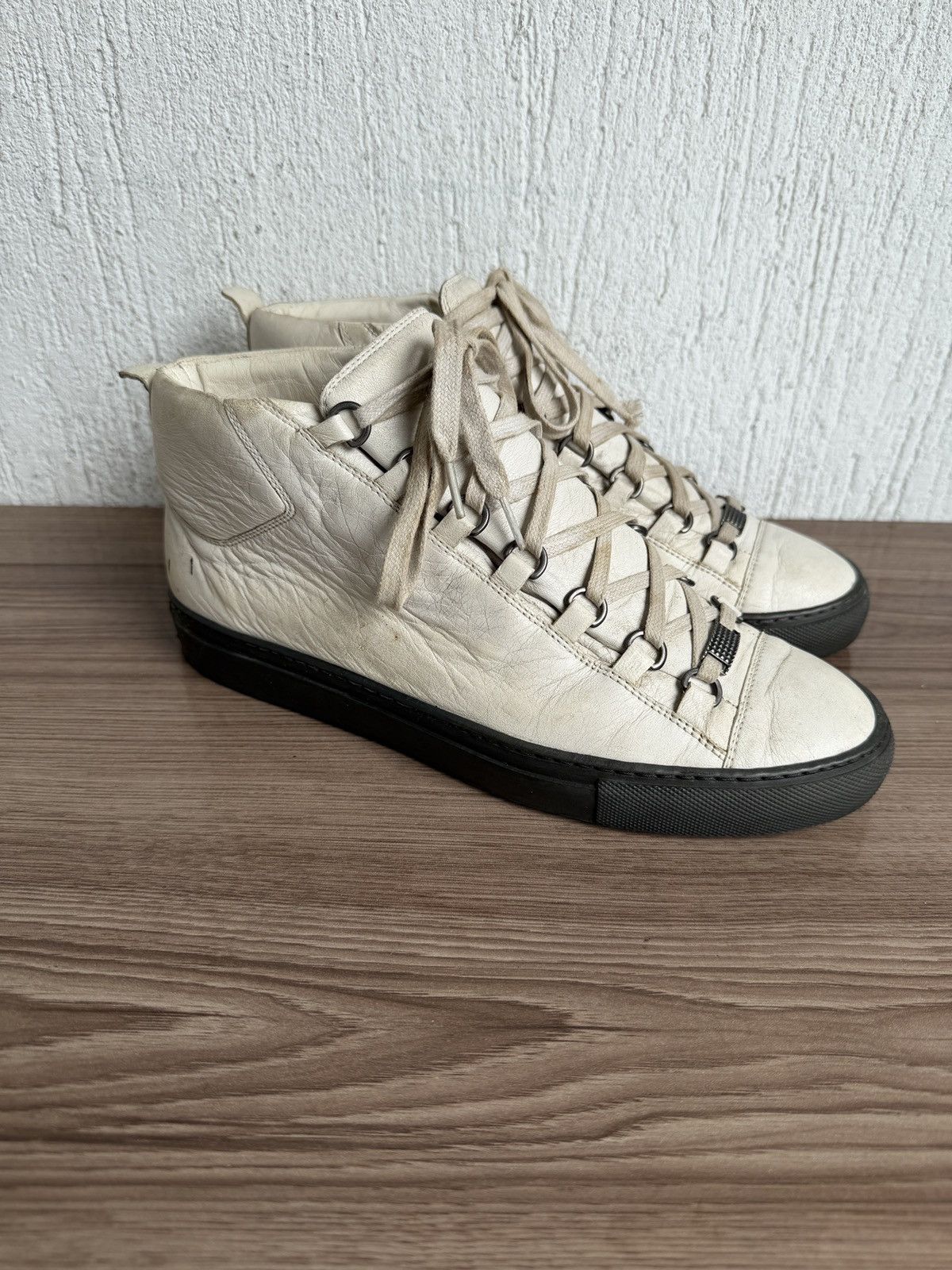 Balenciaga vintage Arena leather trainer Size US 8 / EU 41 - 1 Thumbnail