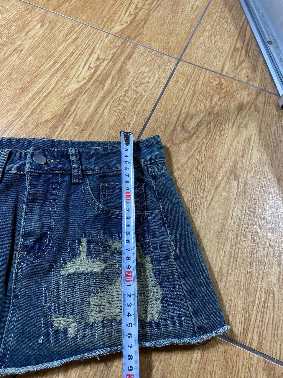 Japanese Brand × Vintage Y2K Vintage Topshop Distressed Denim Mini Skirt Size 34" / US 12 / IT 48 - 12 Thumbnail