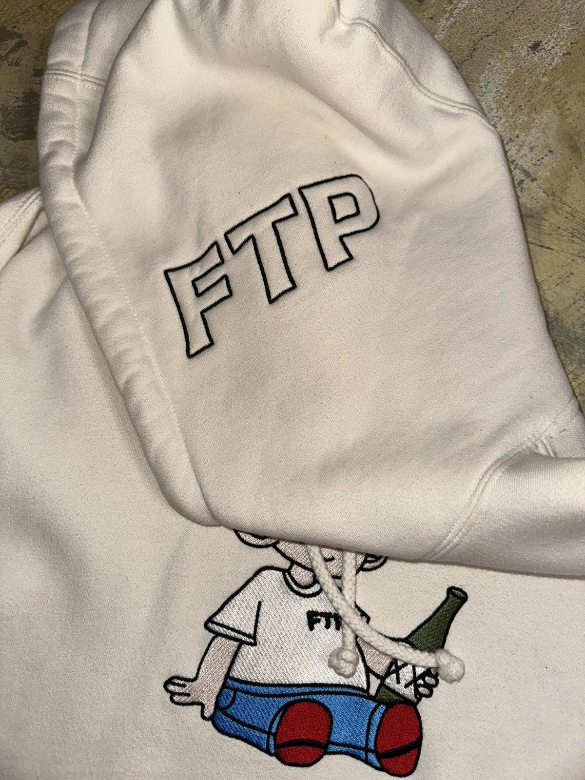 Fuck The Population FTP Dennis Cream Hoodie Size XXL Size US XXL / EU 58 / 5 - 6 Thumbnail