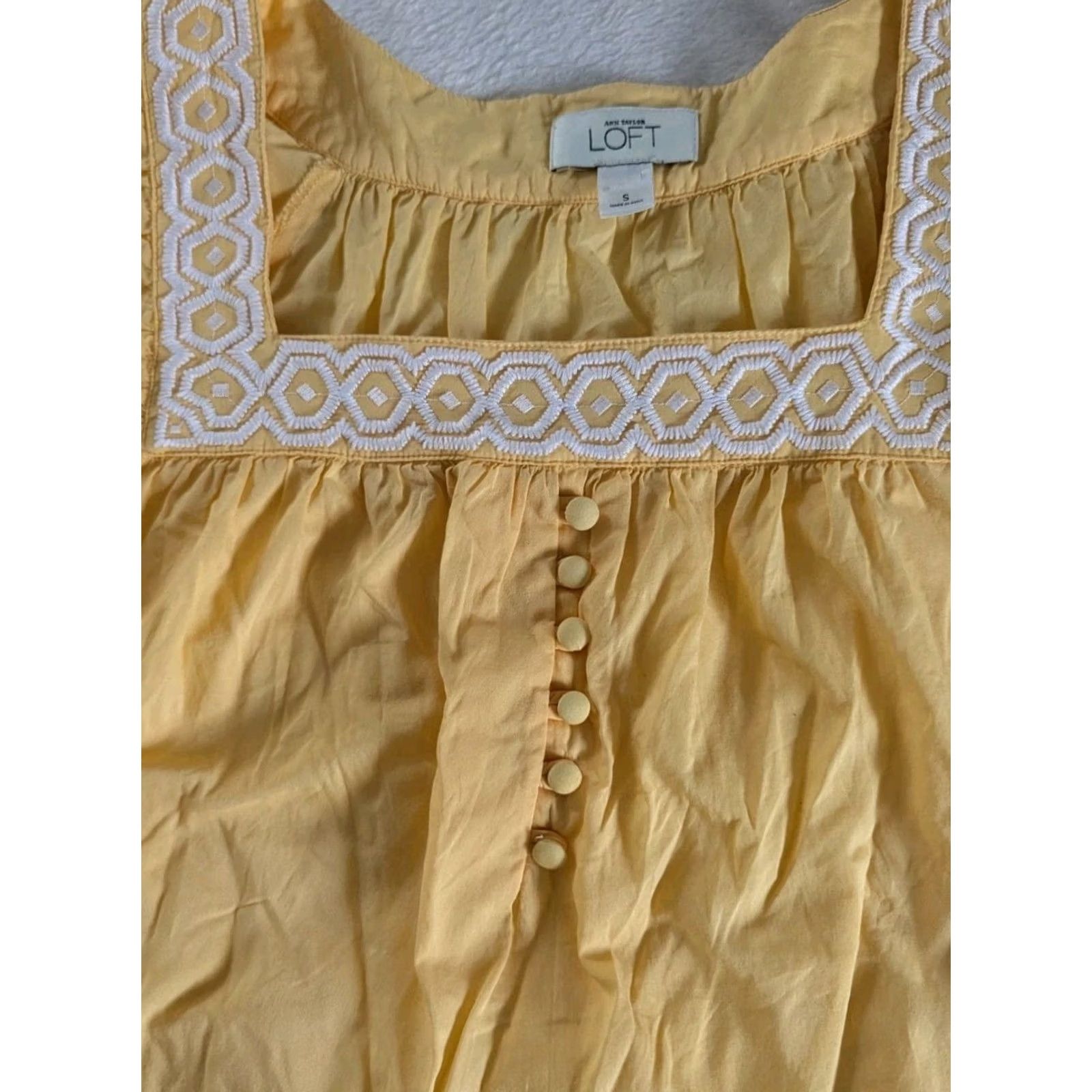 Loft Loft Yellow & White Embroidered Short Sleeve Peasant Top Womens Sz S 100% Cotton Shirt Blouse Womens S Yellow Embroidered Peasant 100% Cotton Size S / US 4 / IT 40 - 4 Thumbnail