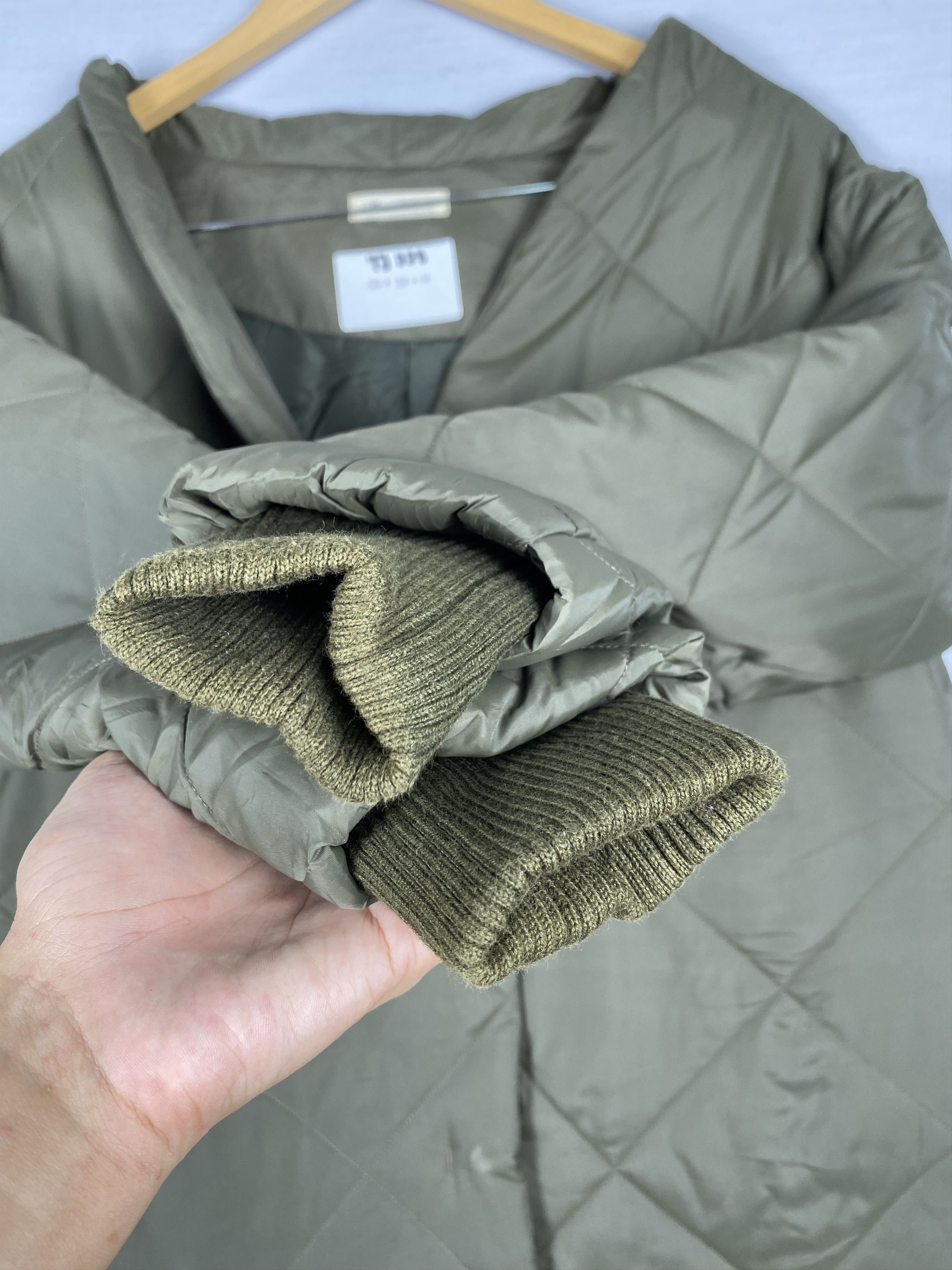 Japanese Brand Vintage Japanese Brand Button Up Quilted Down Jacket Size M / US 6-8 / IT 42-44 - 5 Thumbnail