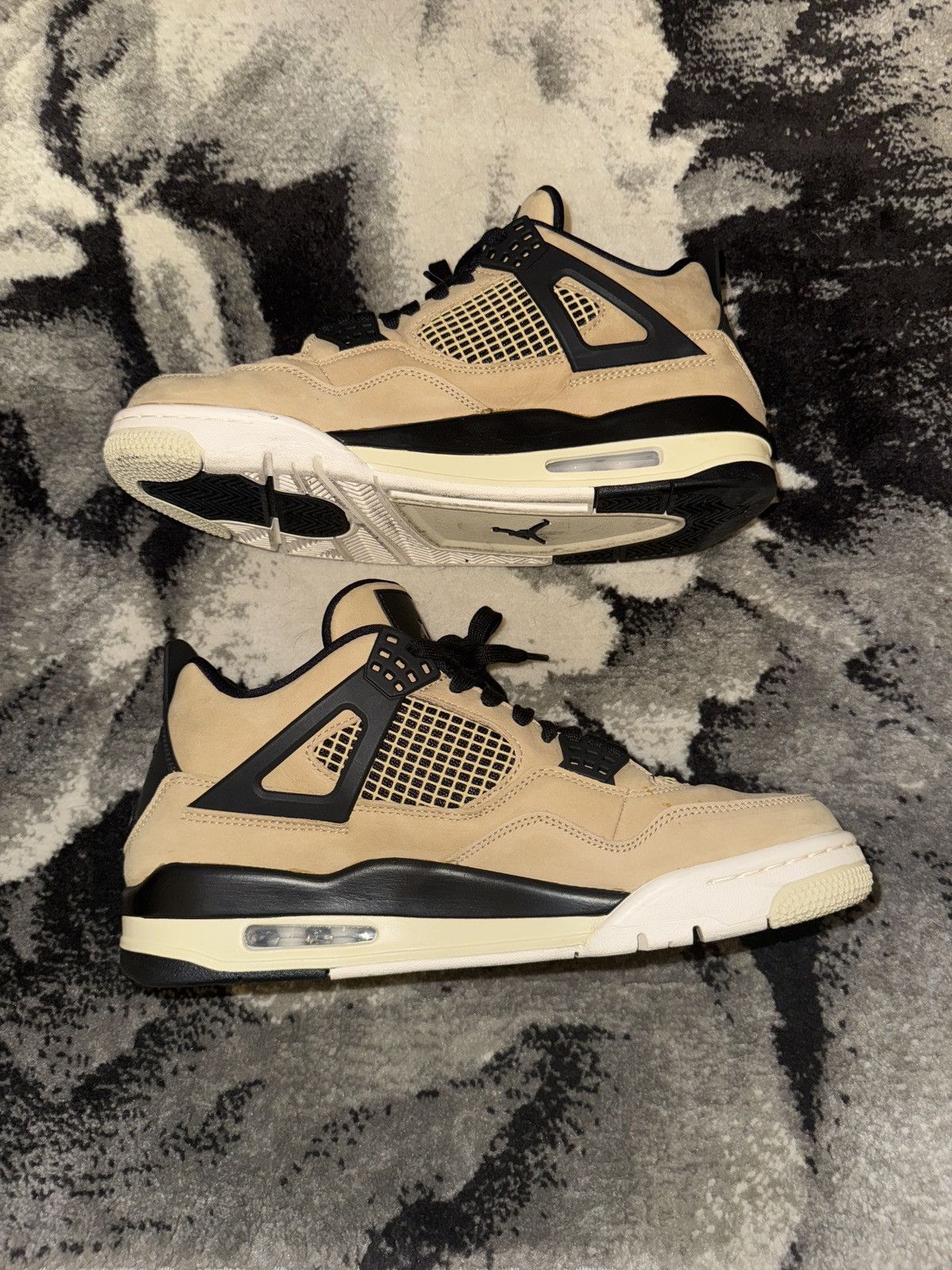 Jordan Brand Air Jordan 4 ‘Mushroom’ Size US 11.5 / EU 44-45 - 2 Thumbnail