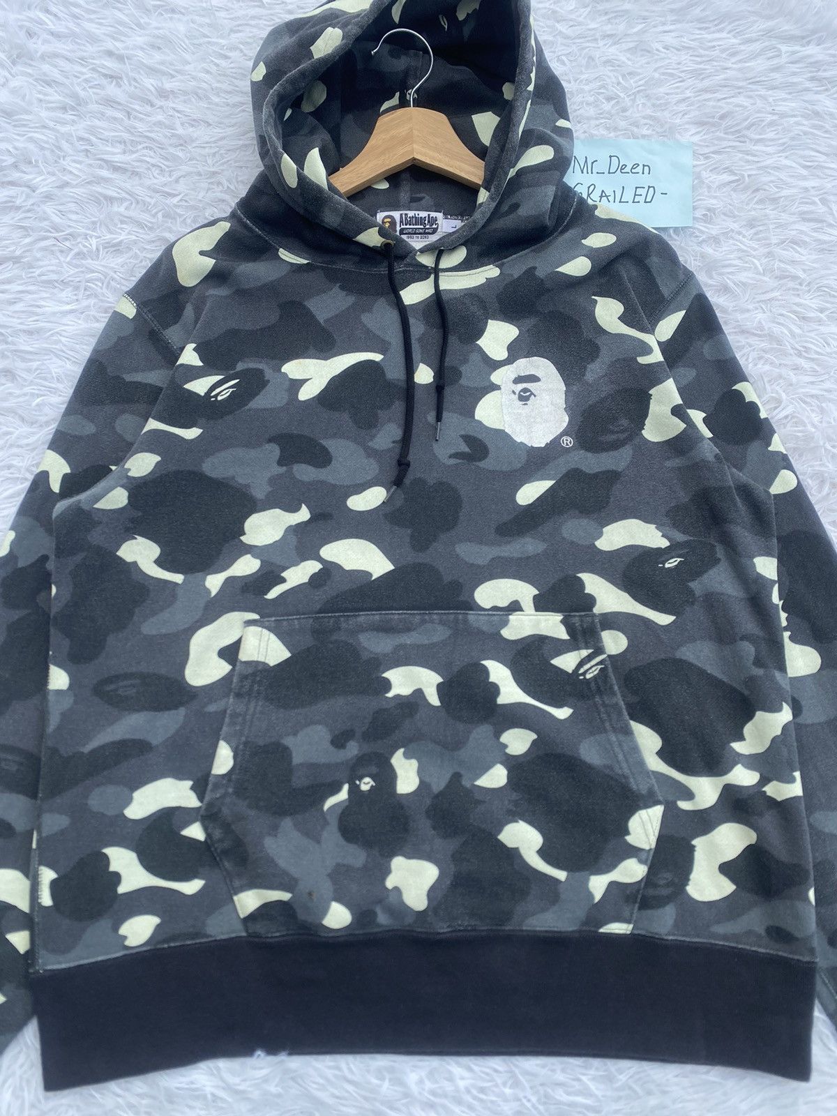 Bape Rare BAPE City Camo Glow In Dark Pullover Hoodie/Sweater Size US L / EU 52-54 / 3 - 8 Thumbnail