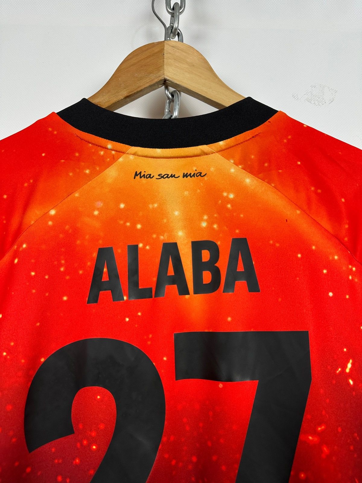Adidas Adidas Bayern Munich Alaba #27 Special Kit Limited Edition Size US L / EU 52-54 / 3 - 19 Thumbnail