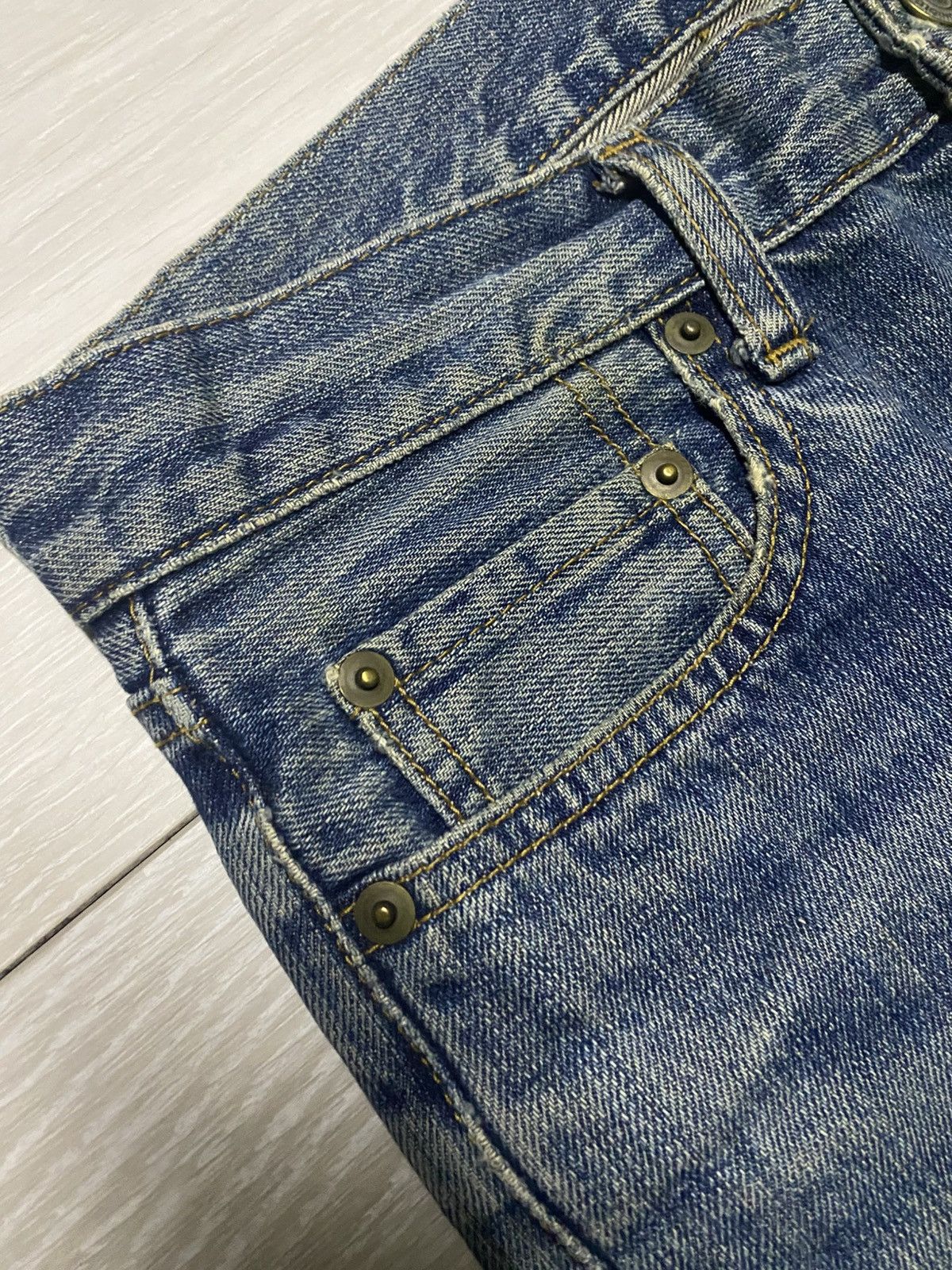 Uniqlo Vintage Japanese Brand Uniqlo Mud Wash Distressed Loose Jean Size US 30 / EU 46 - 10 Thumbnail