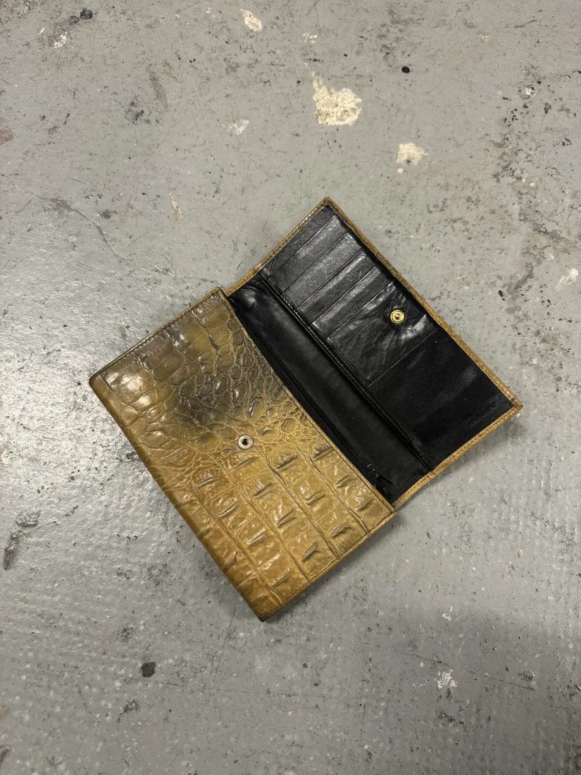 Roberto Cavalli × Vintage AW2000 Roberto Cavalli Embossed Crocodile Leather Effect Gold Wallet Size ONE SIZE - 2 Thumbnail