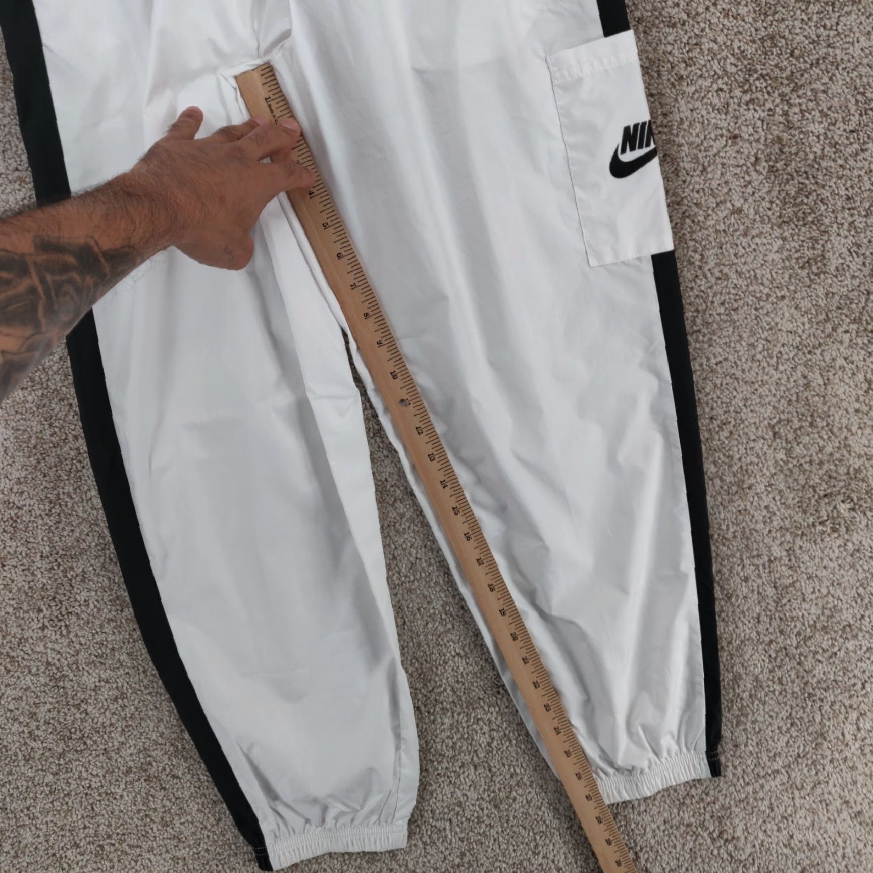 Nike Nike Yoga Jogger Pants Women's M White Windbreaker Gym Training Clothing Size 32" / US 10 / IT 46 - 4 Thumbnail
