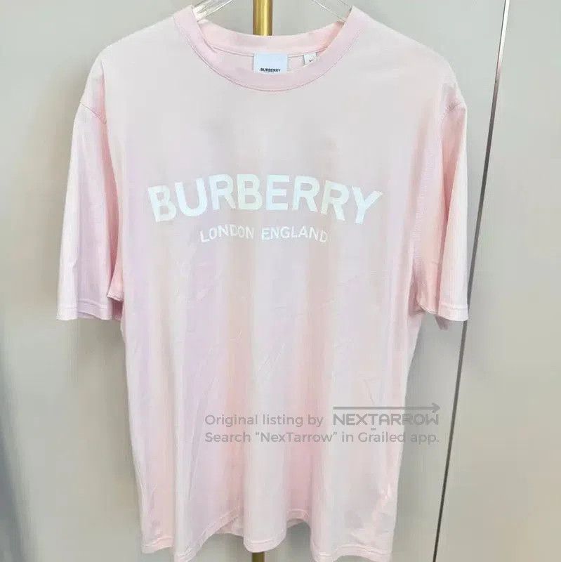 Burberry Burberry Pink Women's T-Shirt. Size XL / US 12-14 / IT 48-50 - 1 Thumbnail
