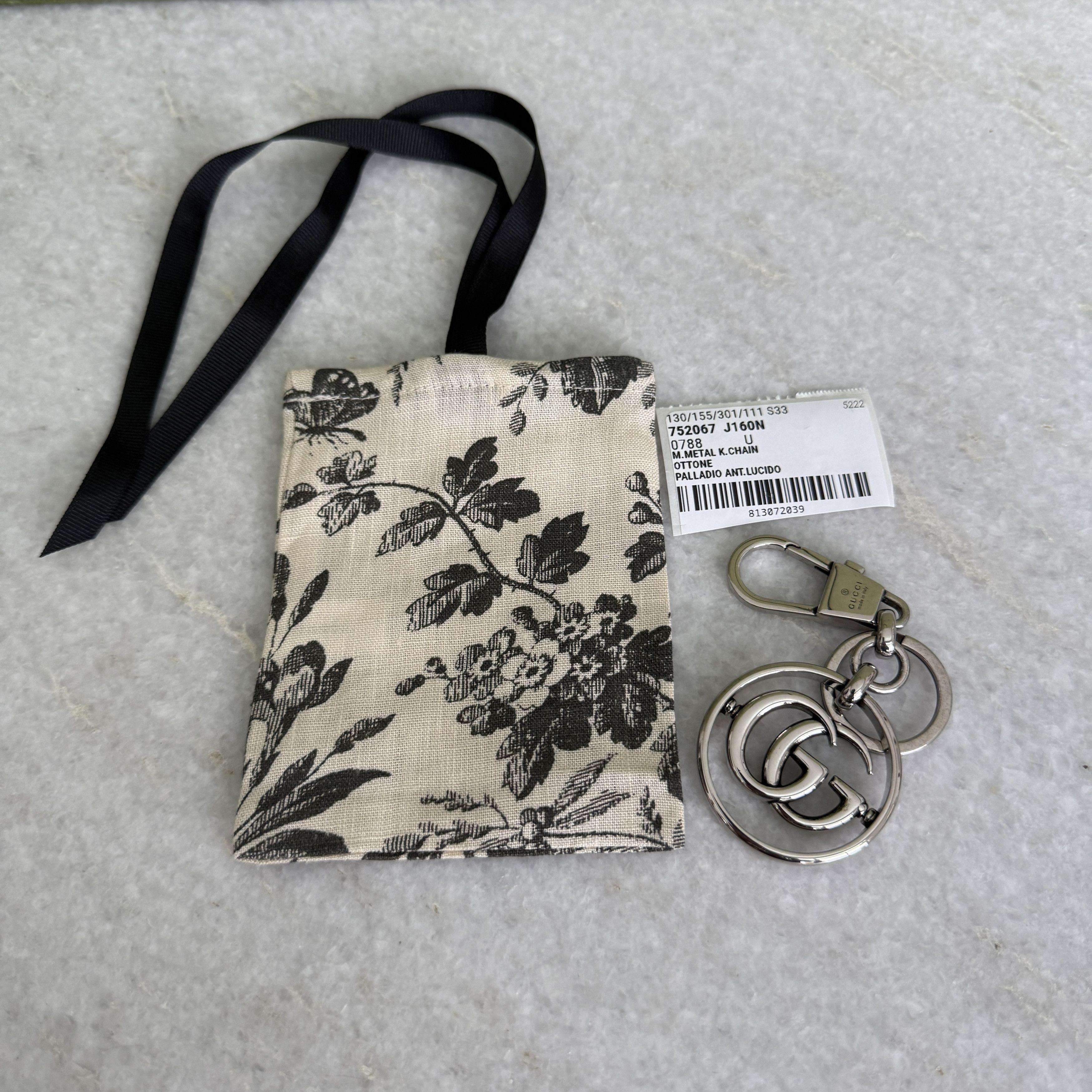 Gucci GUCCI Silver Double G Logo Keychain ‎752067 Size ONE SIZE - 3 Thumbnail