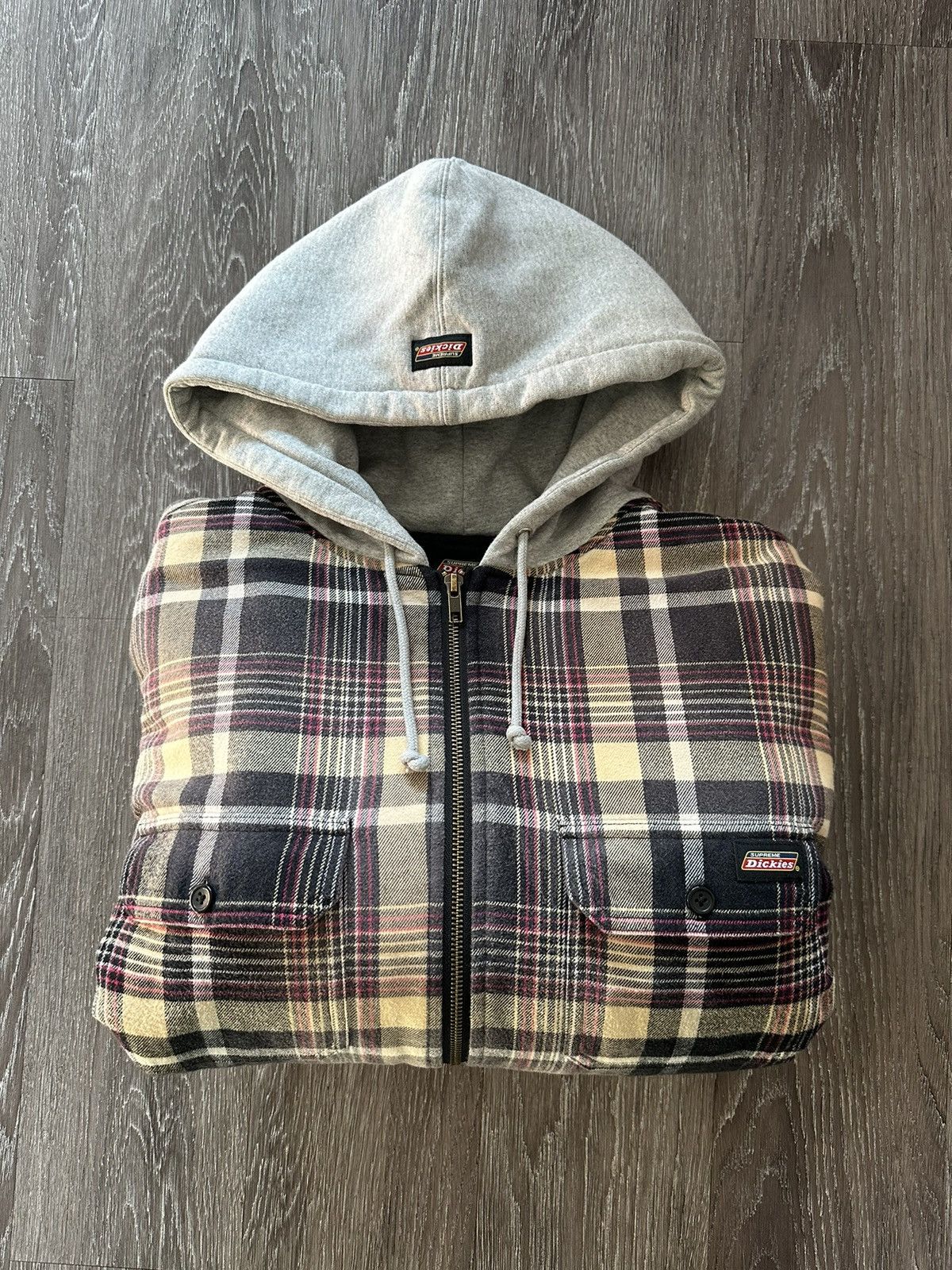 Supreme Dickies Plaid Hooded ZipUp ShirtSkeletonTee