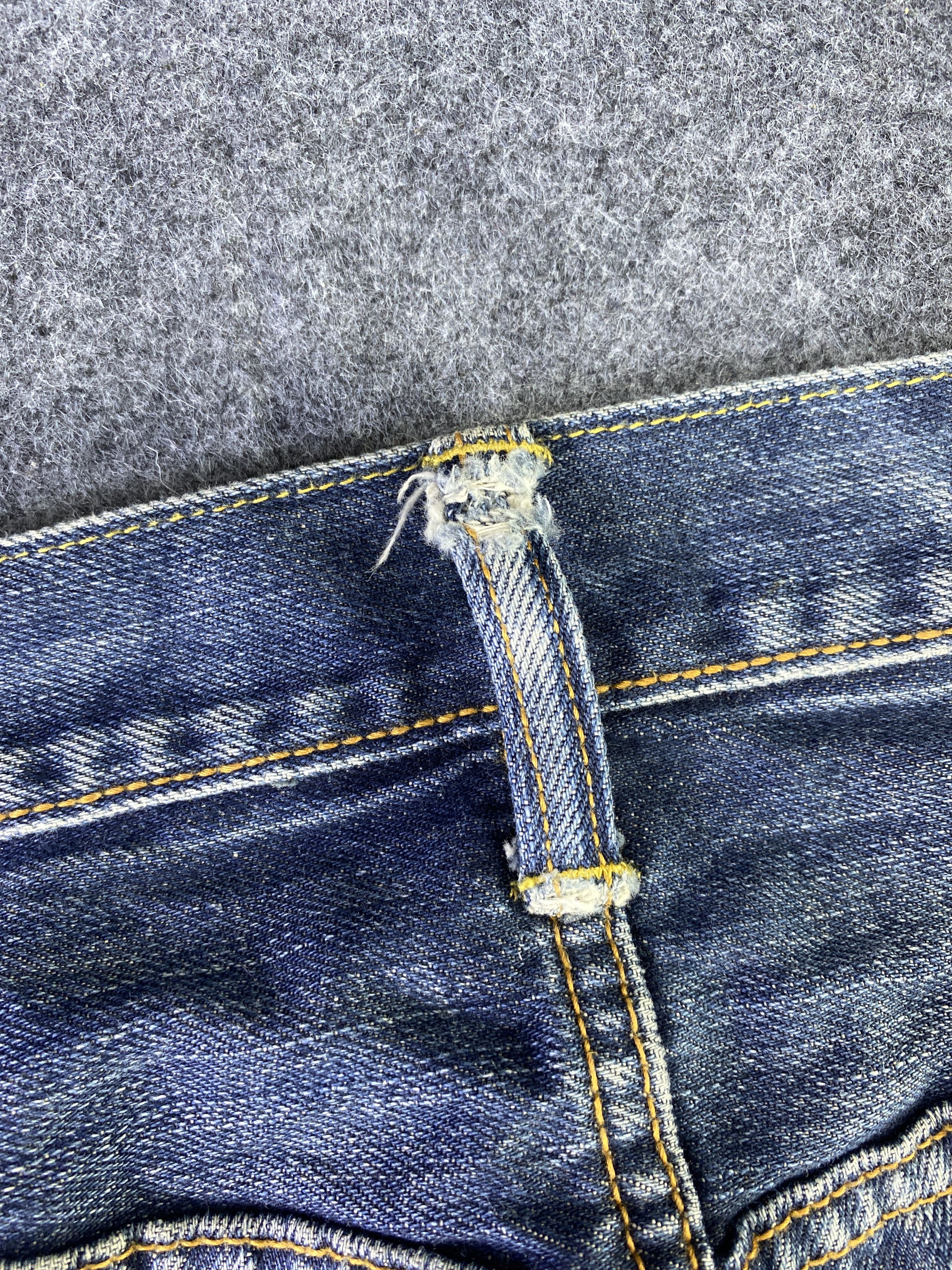Levi's Vintage Levi's 504 Blue Wash Jeans - J920 Size US 38 / EU 54 - 13 Thumbnail