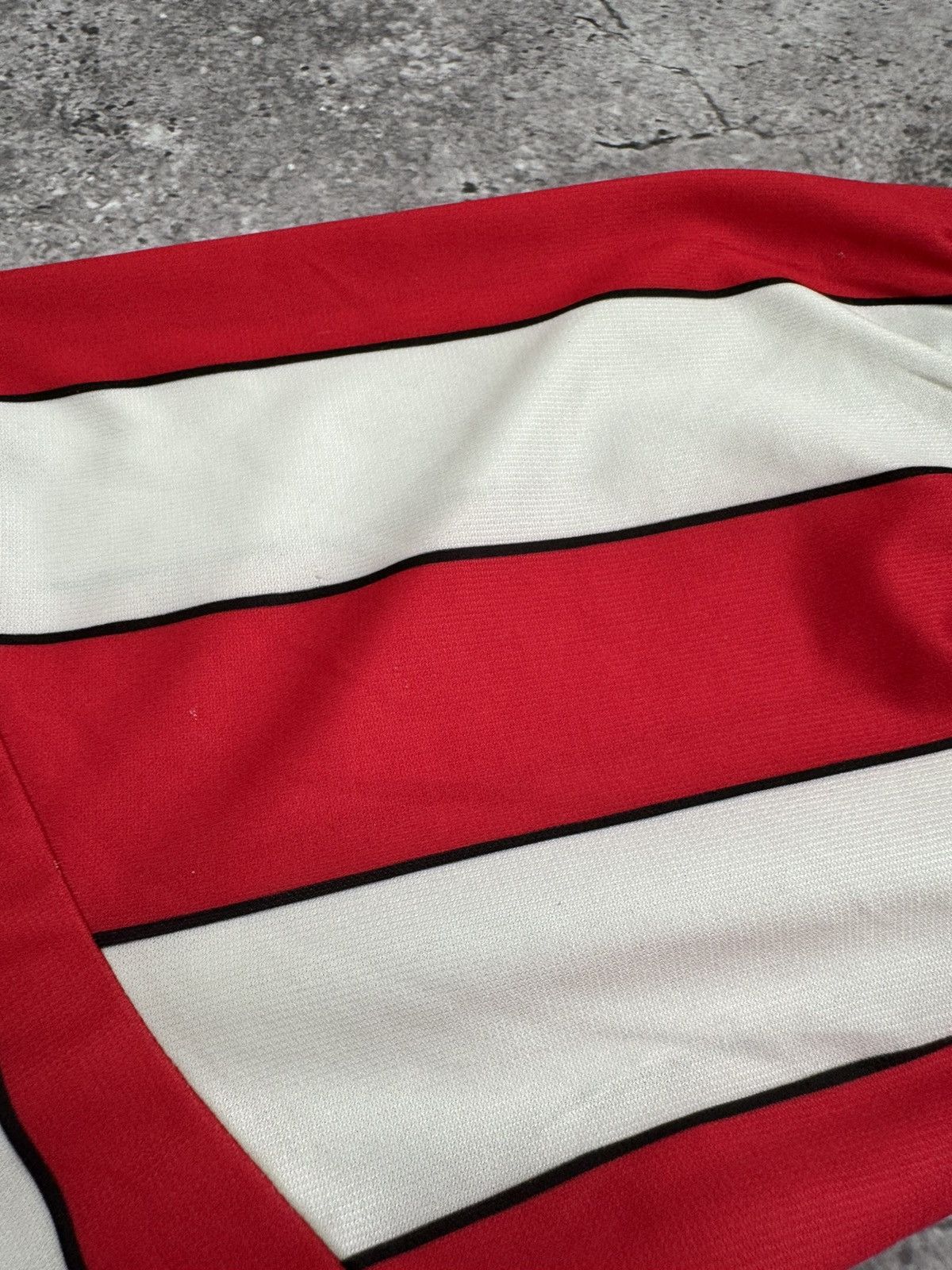 Vintage Vintage Southampton FC 9 LLOYD t-shirt jersey Size US L / EU 52-54 / 3 - 15 Thumbnail