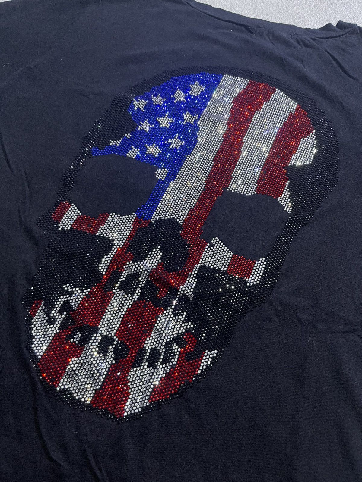 If Six Was Nine Y2K PINKSISLY short sleeve tshirt skull gliter style Size US L / EU 52-54 / 3 - 3 Thumbnail