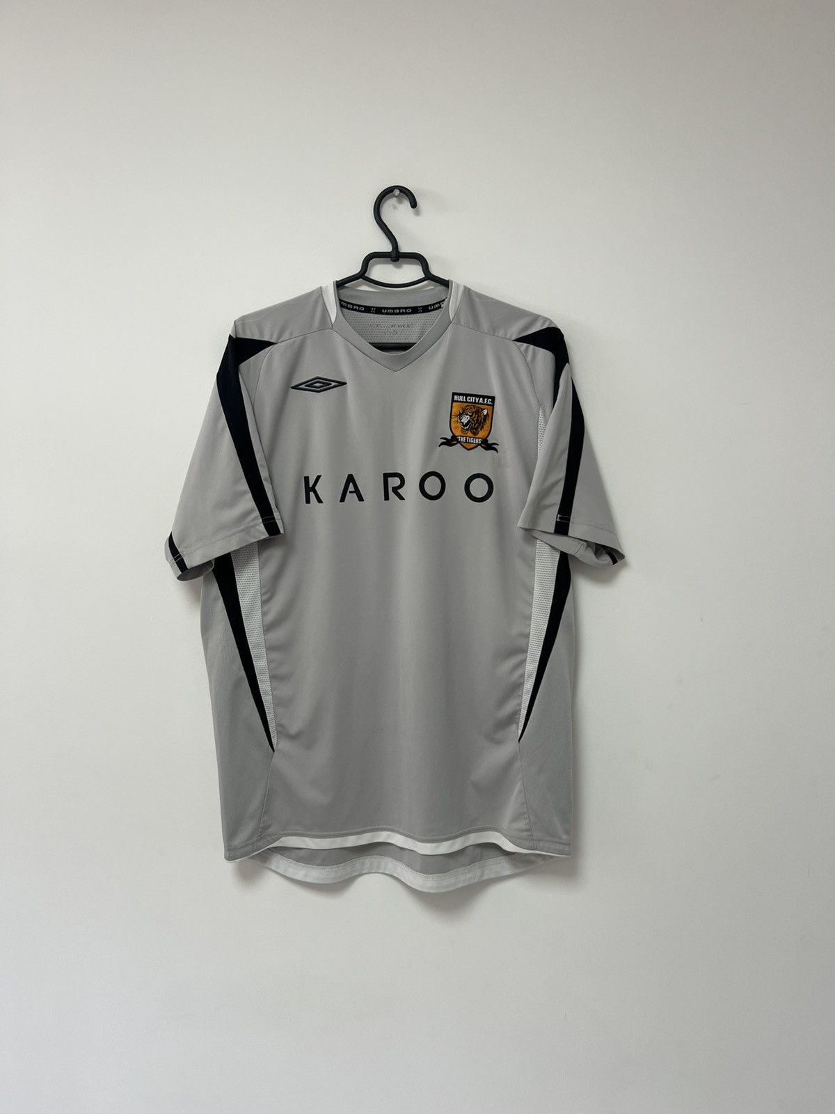 Umbro Hull City 2007-08 Training Jersey Umbro Football shirt sz XL Size US XL / EU 56 / 4 - 2 Thumbnail