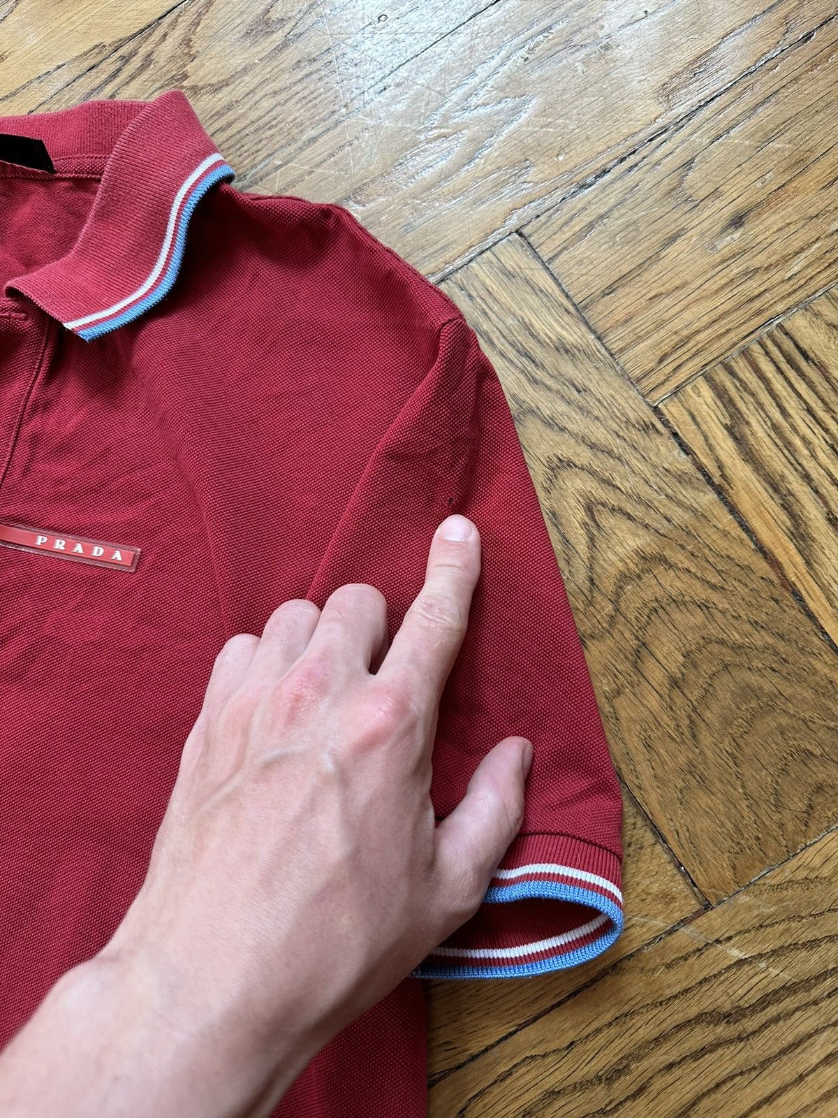 Prada PRADA MILANO RED TAB POLO T-SHIRT TEE Size US L / EU 52-54 / 3 - 11 Thumbnail