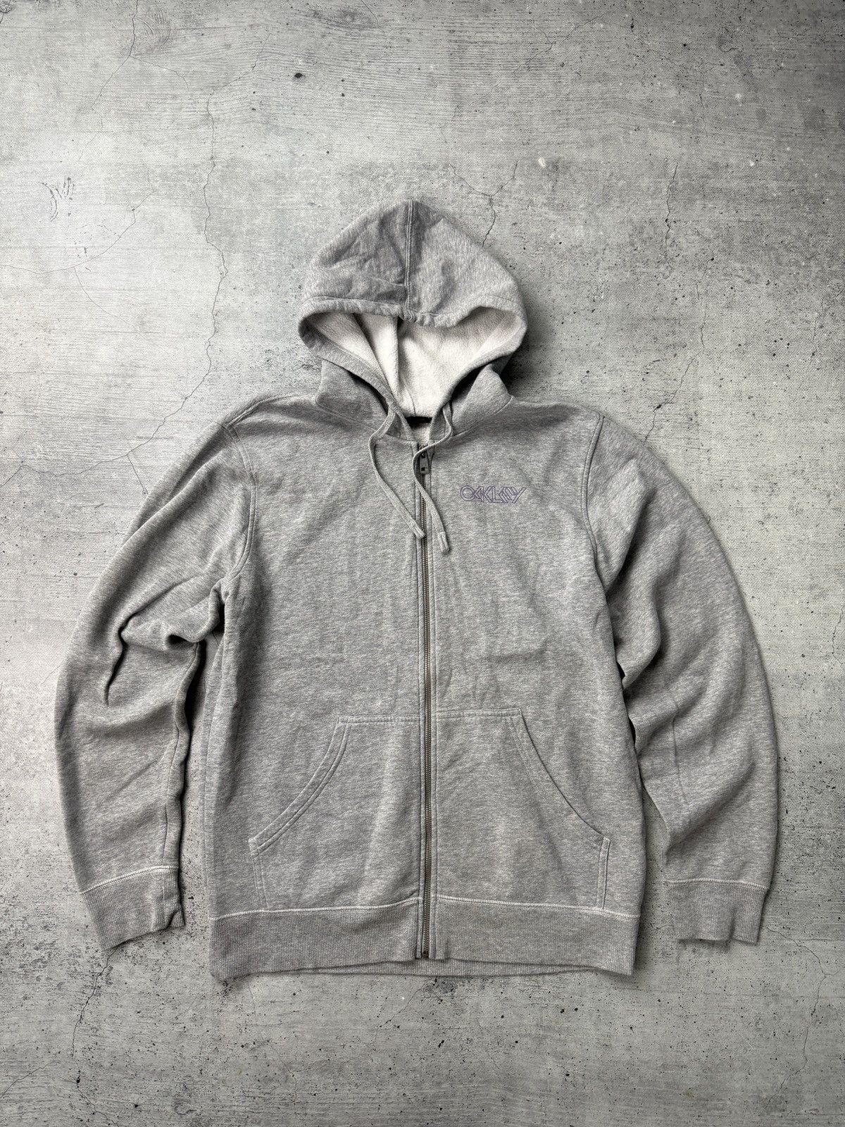 Oakley Vintage Oakley Zip Hoodie Size US L / EU 52-54 / 3 - 6 Thumbnail
