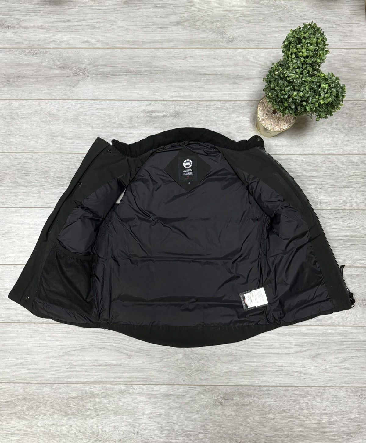 Canada Goose Canada Goose freestyle best down puffer zip jacket Size US L / EU 52-54 / 3 - 10 Thumbnail