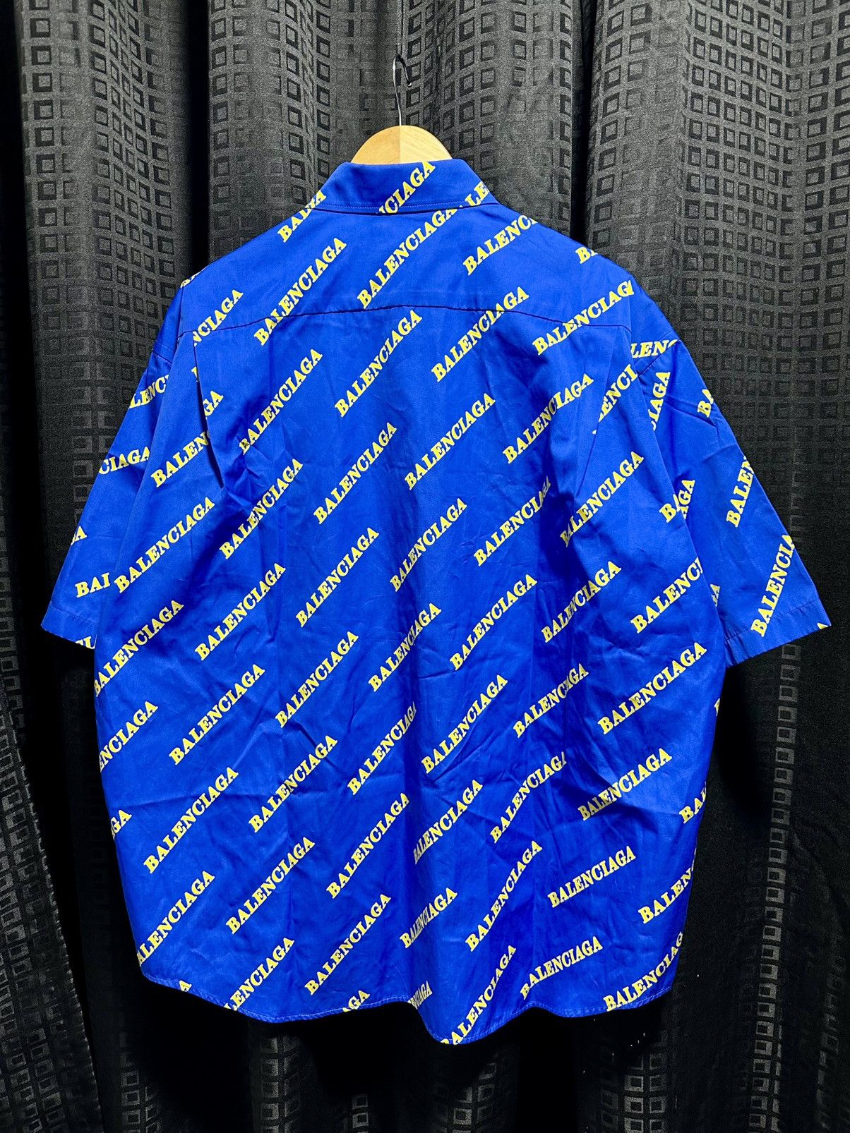 Balenciaga Balenciaga all over print polo Size US XL / EU 56 / 4 - 2 Thumbnail