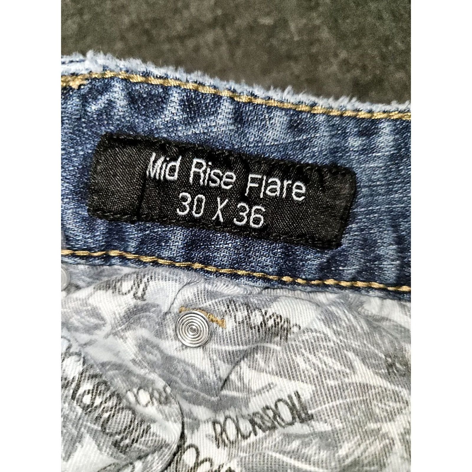Vintage VINTAGE Rock & Roll Cowgirl Jeans Mid Rise Flare 30x36 Blue Distressed Embroidered Logo Pockets Womens Size 26" / US 2 / IT 38 - 3 Thumbnail