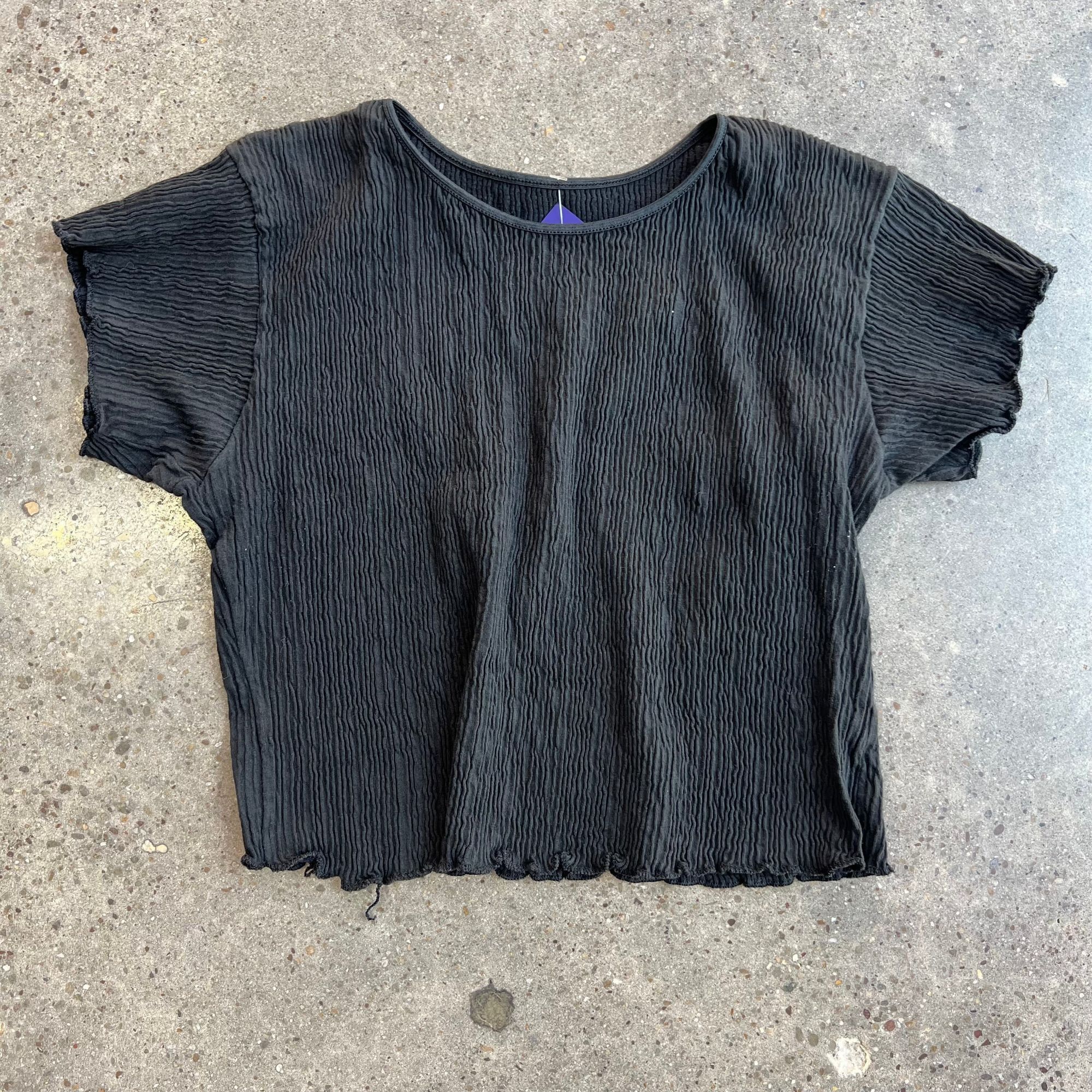 Vintage Vintage Y2K Scrunch Detail Crop Top Size S / US 4 / IT 40 - 2 Thumbnail