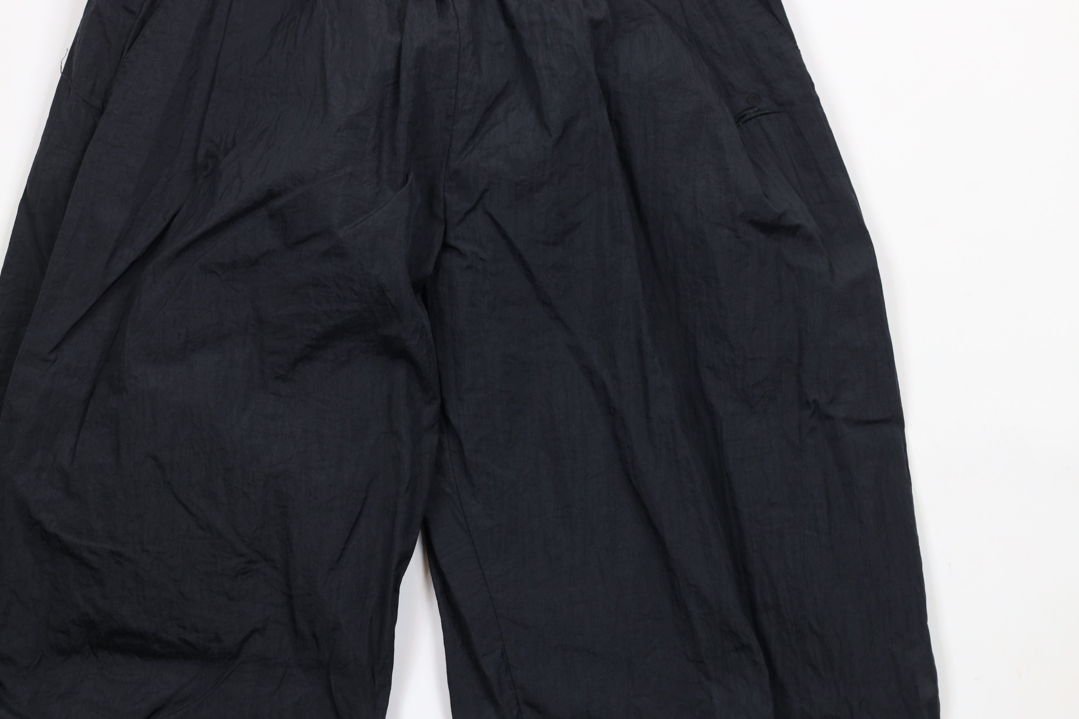 Vintage Vintage 90s Streetwear Cuffed Joggers Pants Black Nylon Size US 36 / EU 52 - 3 Thumbnail
