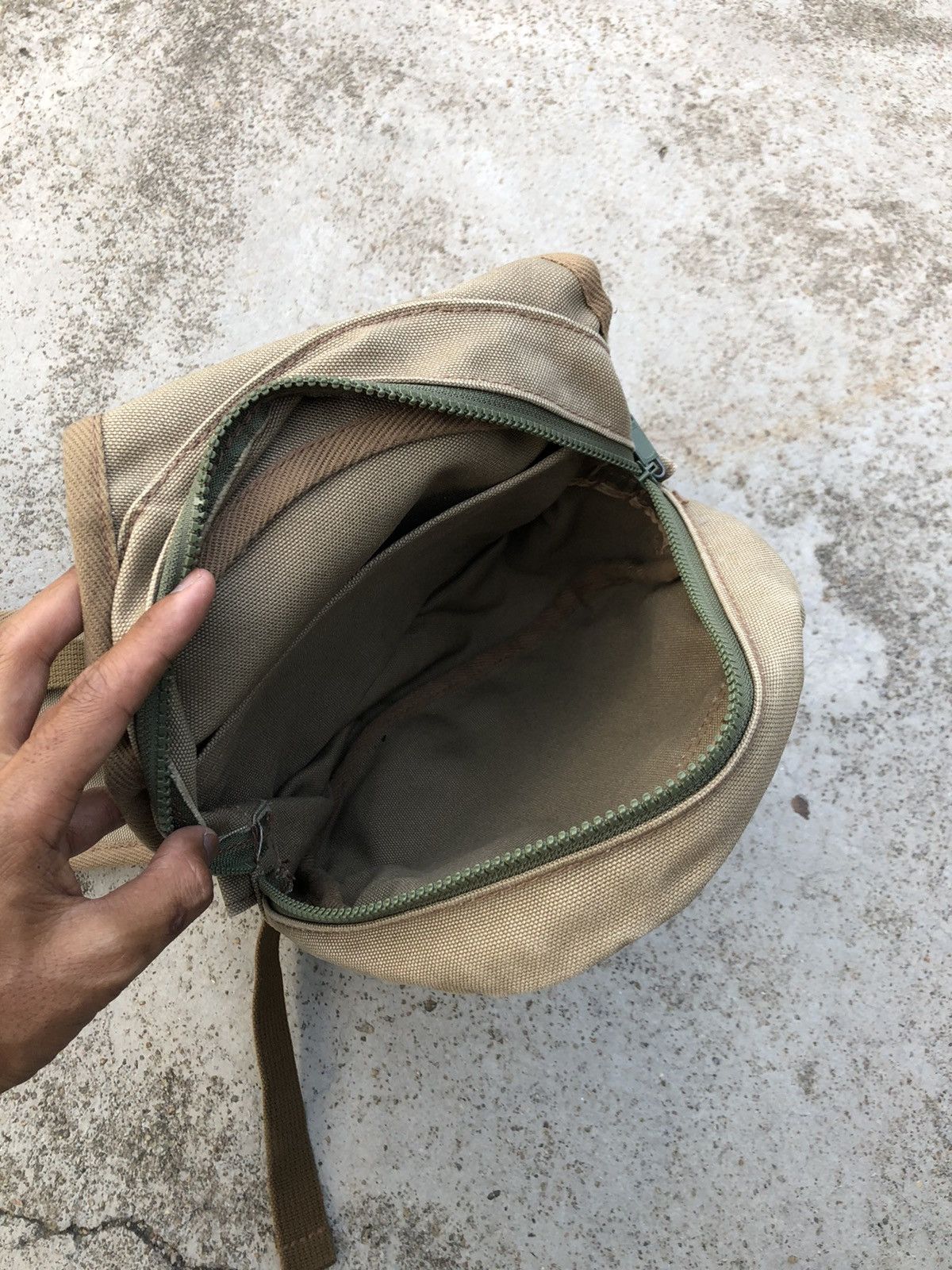 Japanese Brand HARD CANVAS CROSSBODYBAG Y2K STYLE Size ONE SIZE - 12 Thumbnail