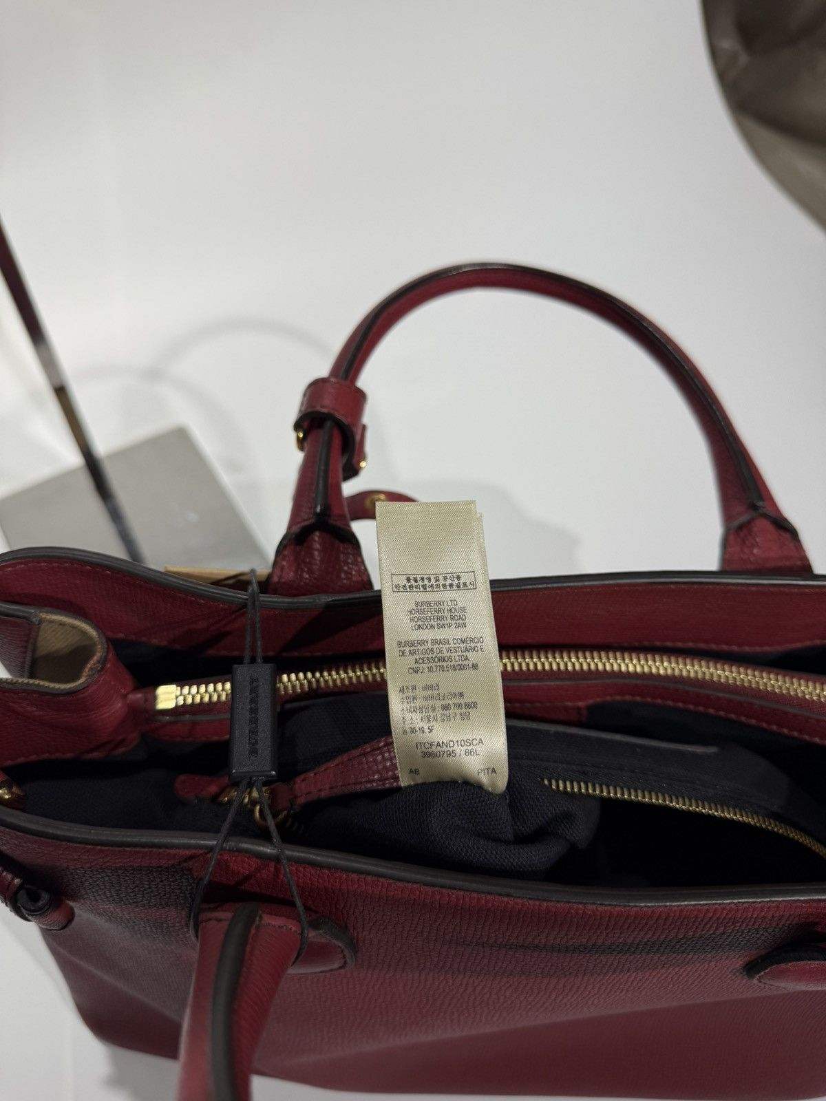 Burberry Burberry House Check Derby Leather Medium Banner Bag Size ONE SIZE - 15 Thumbnail
