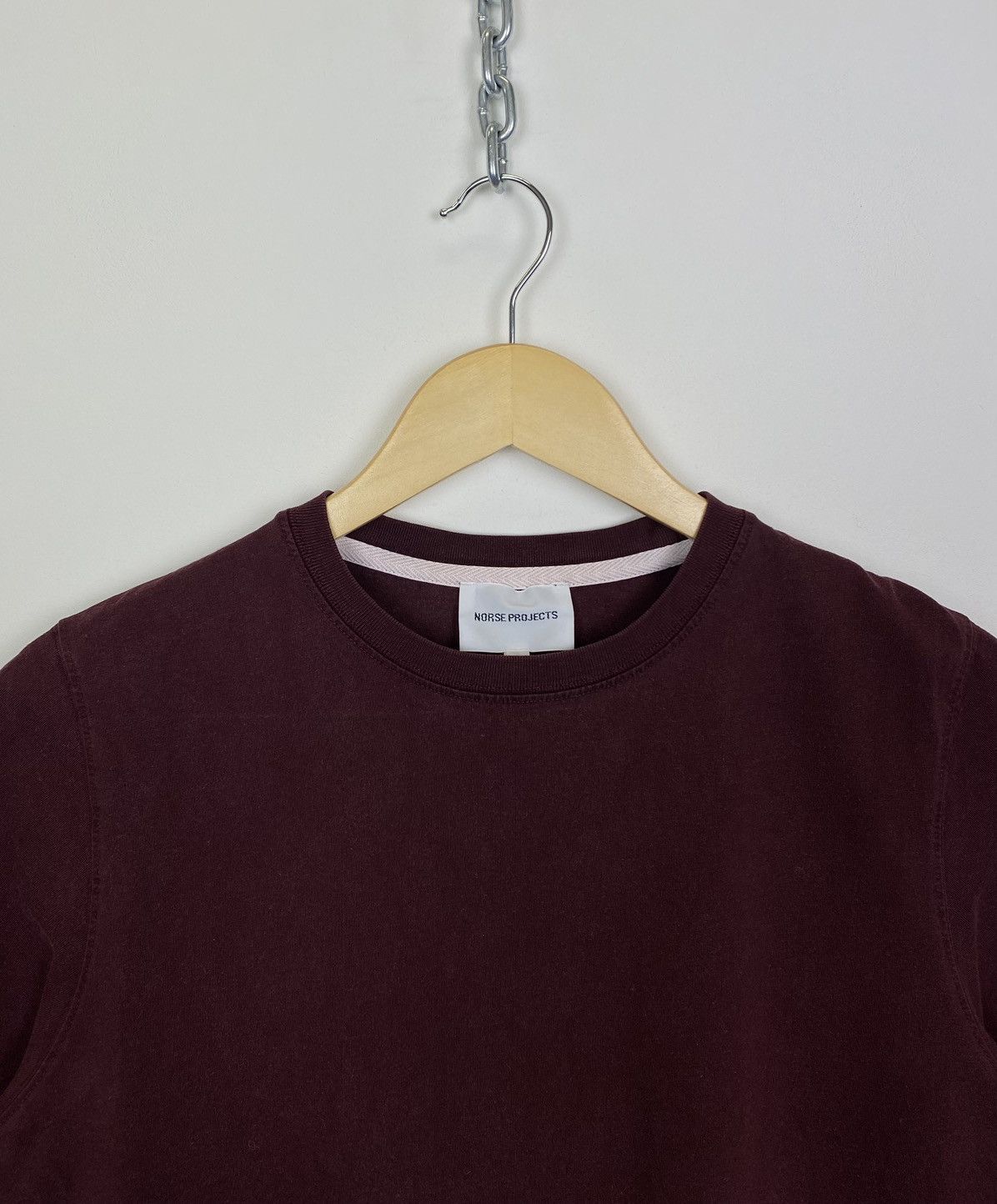 Norse Projects Norse Projects Niels Standard T-Shirt Size S Burgundy Red Size US S / EU 44-46 / 1 - 2 Thumbnail