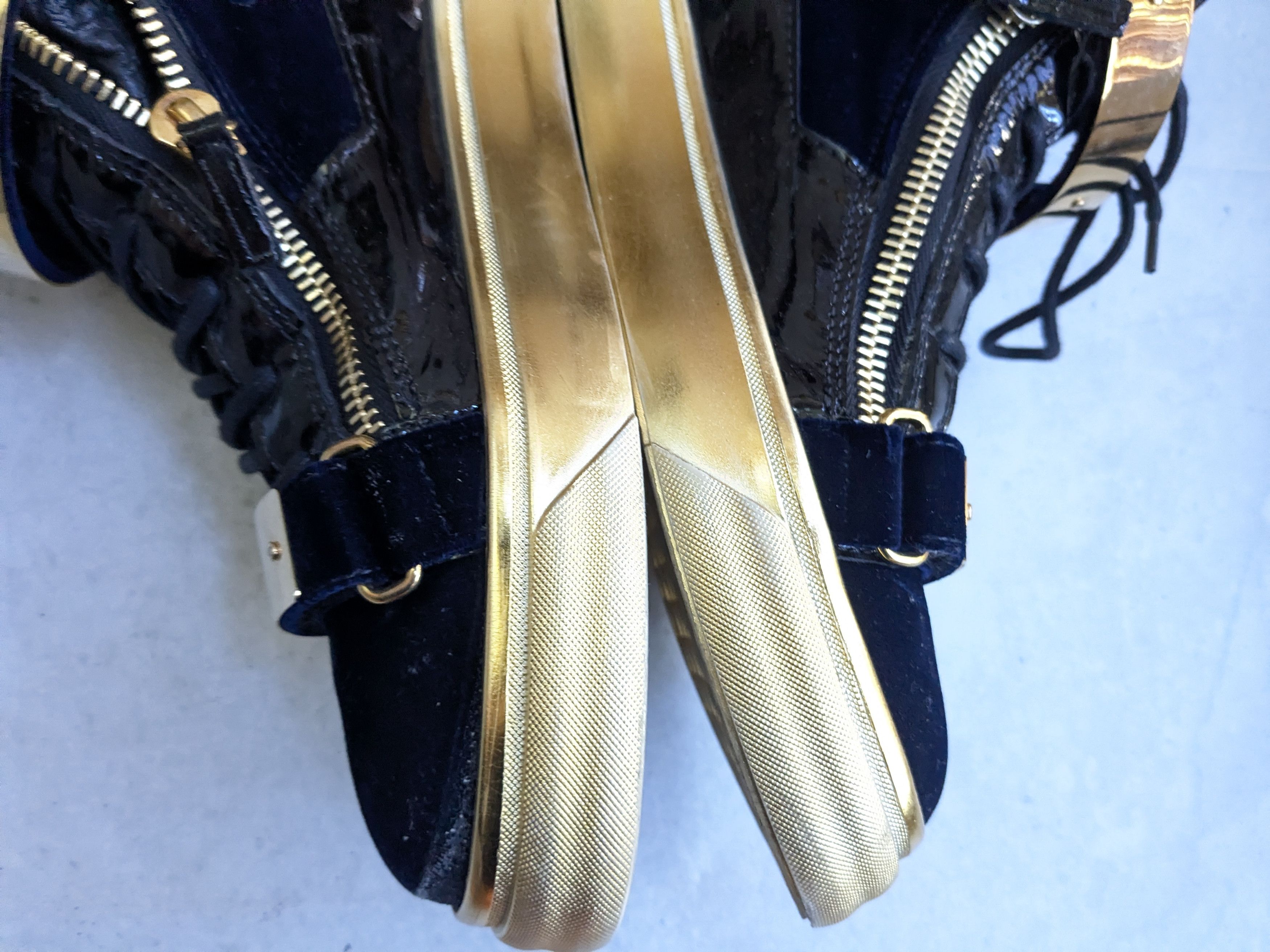 Giuseppe Zanotti Giuseppe Zanotti High Tops Navy Blue Velvet Gold 11 44 Size US 11 / EU 44 - 12 Thumbnail