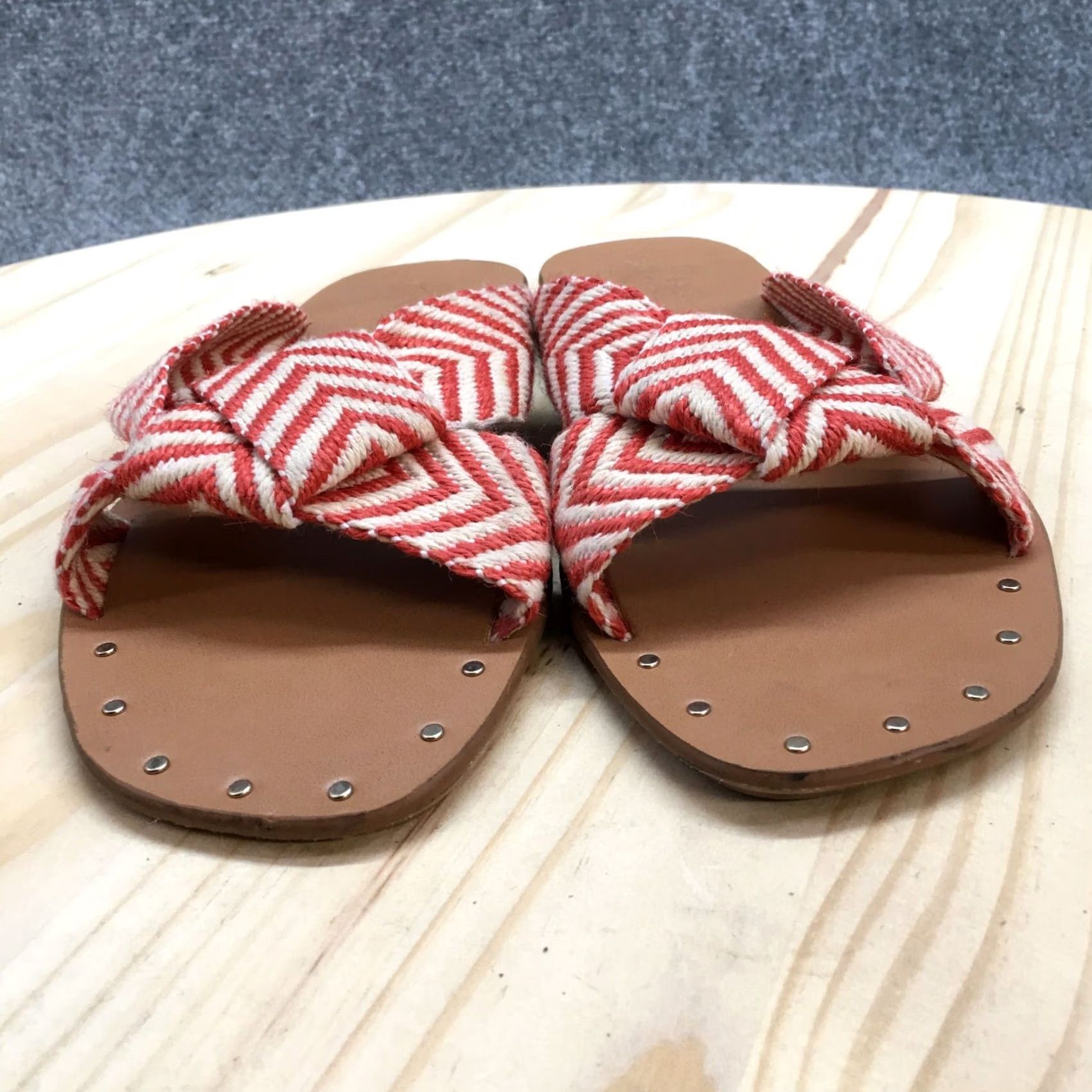 Vintage Universal Thread Sandals Womens 8.5 Chevron Print Knot Slide Flats Red Size US 9 / IT 39 - 5 Thumbnail